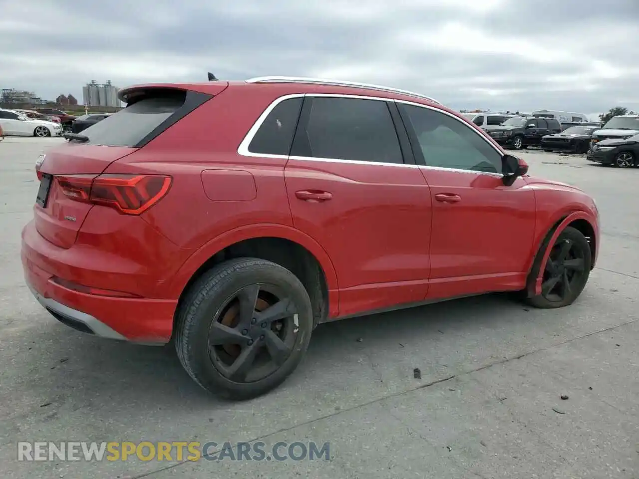 3 Photograph of a damaged car WA1BECF38L1021202 AUDI Q3 2020