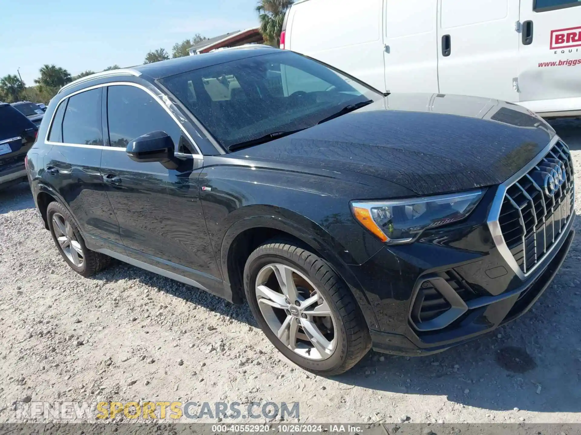 1 Photograph of a damaged car WA1DECF31L1004377 AUDI Q3 2020