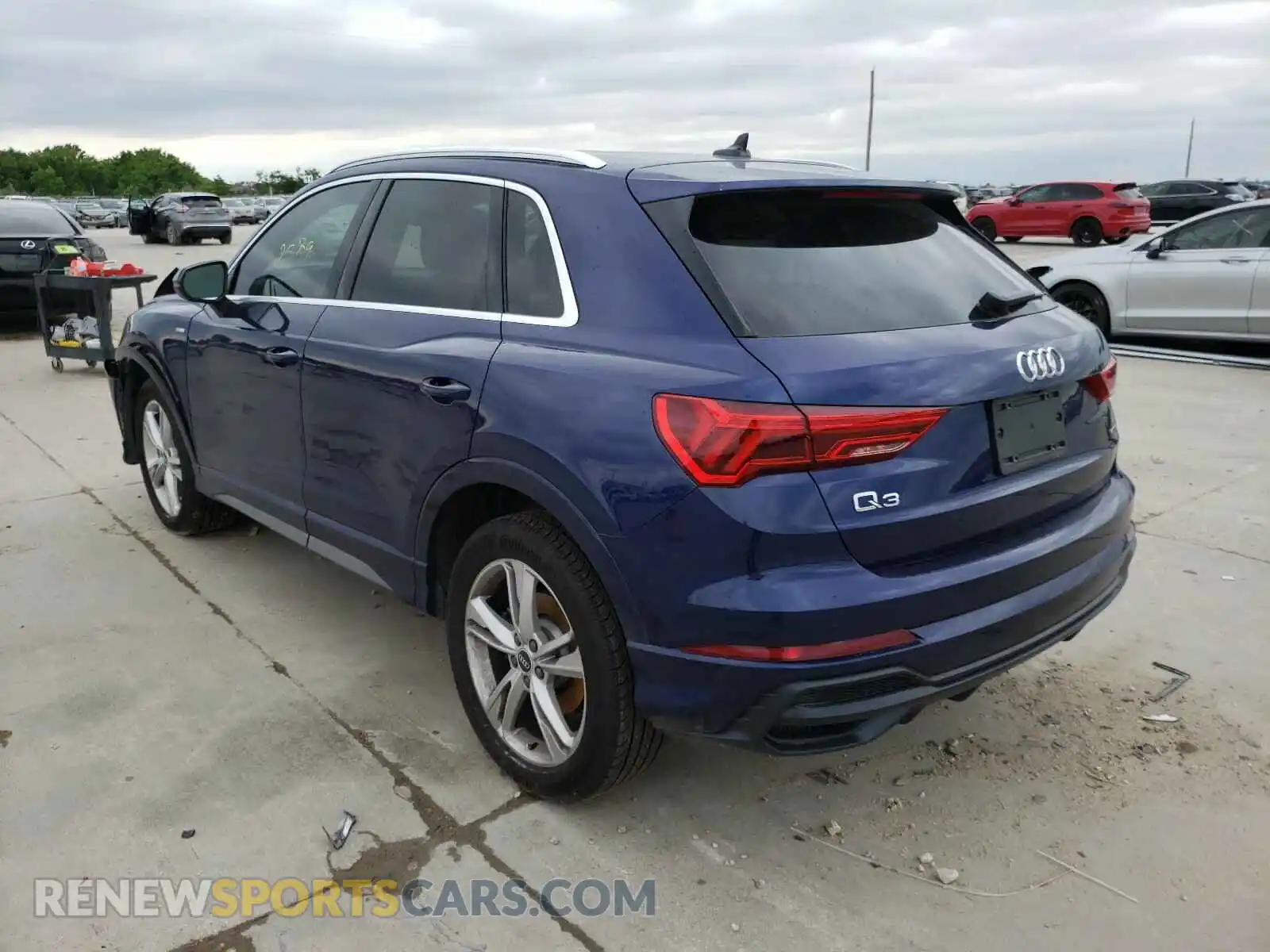 3 Photograph of a damaged car WA1DECF33M1025524 AUDI Q3 2020