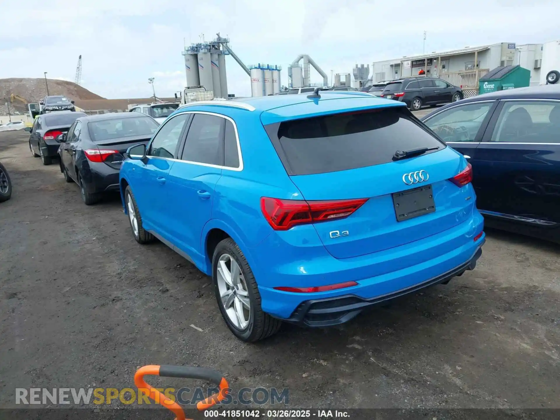 3 Photograph of a damaged car WA1DECF39L1013425 AUDI Q3 2020
