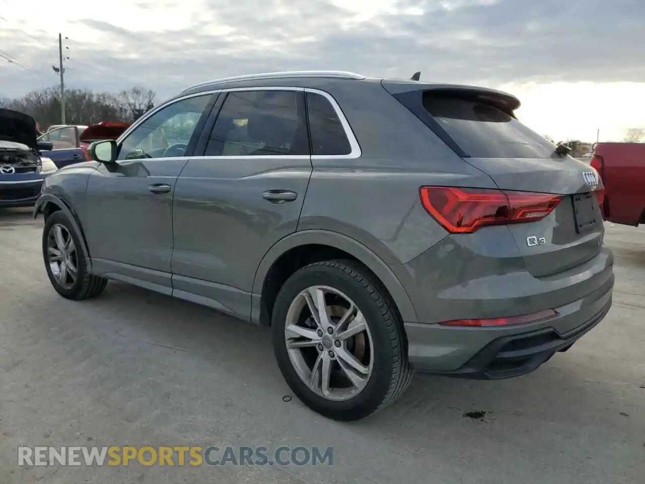 2 Фотография поврежденного автомобиля WA1DECF39L1102542 AUDI Q3 2020