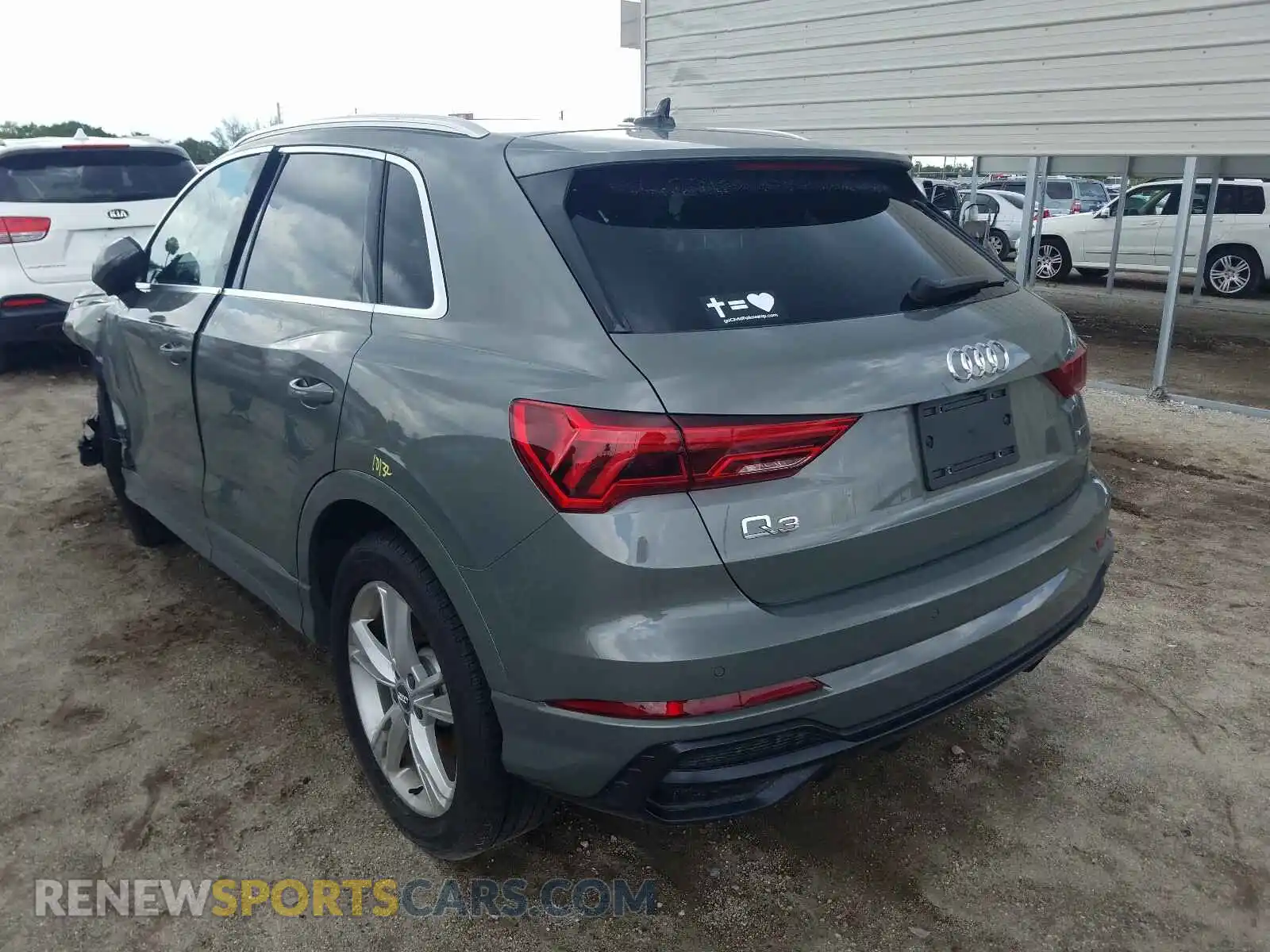 3 Photograph of a damaged car WA1DECF3XL1010114 AUDI Q3 2020