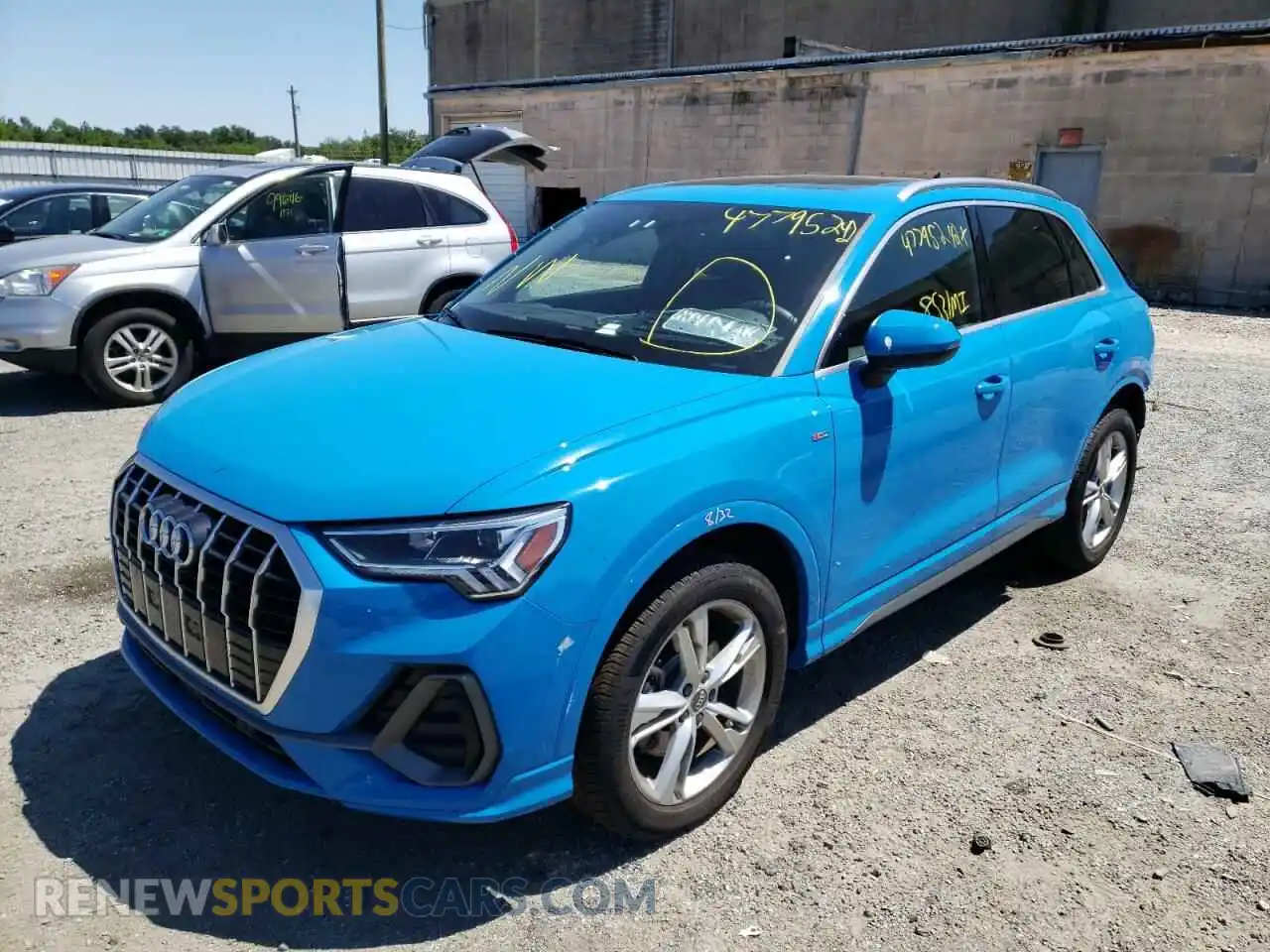 2 Фотография поврежденного автомобиля WA1EECF31L1046357 AUDI Q3 2020