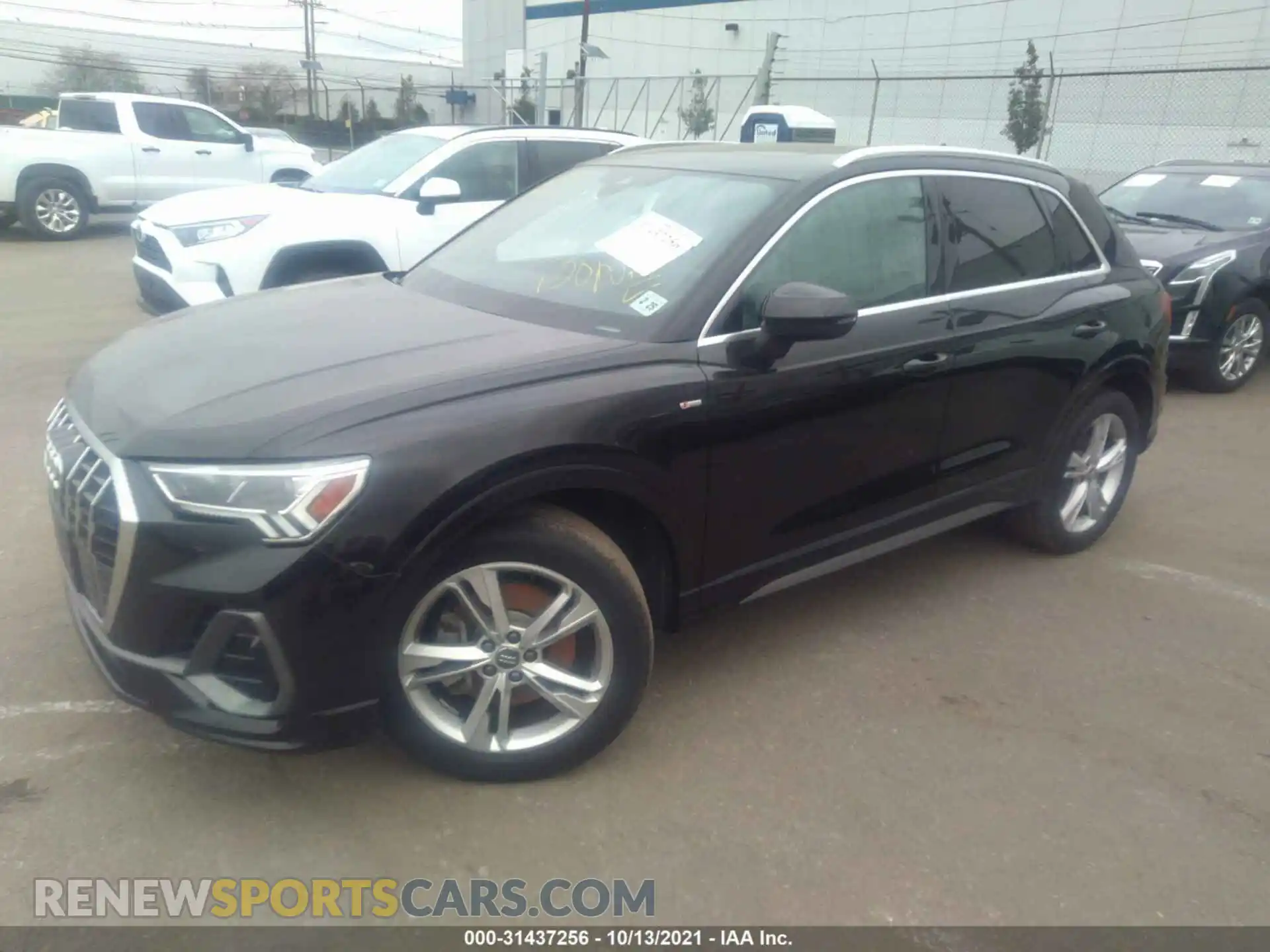 2 Photograph of a damaged car WA1EECF32L1063538 AUDI Q3 2020