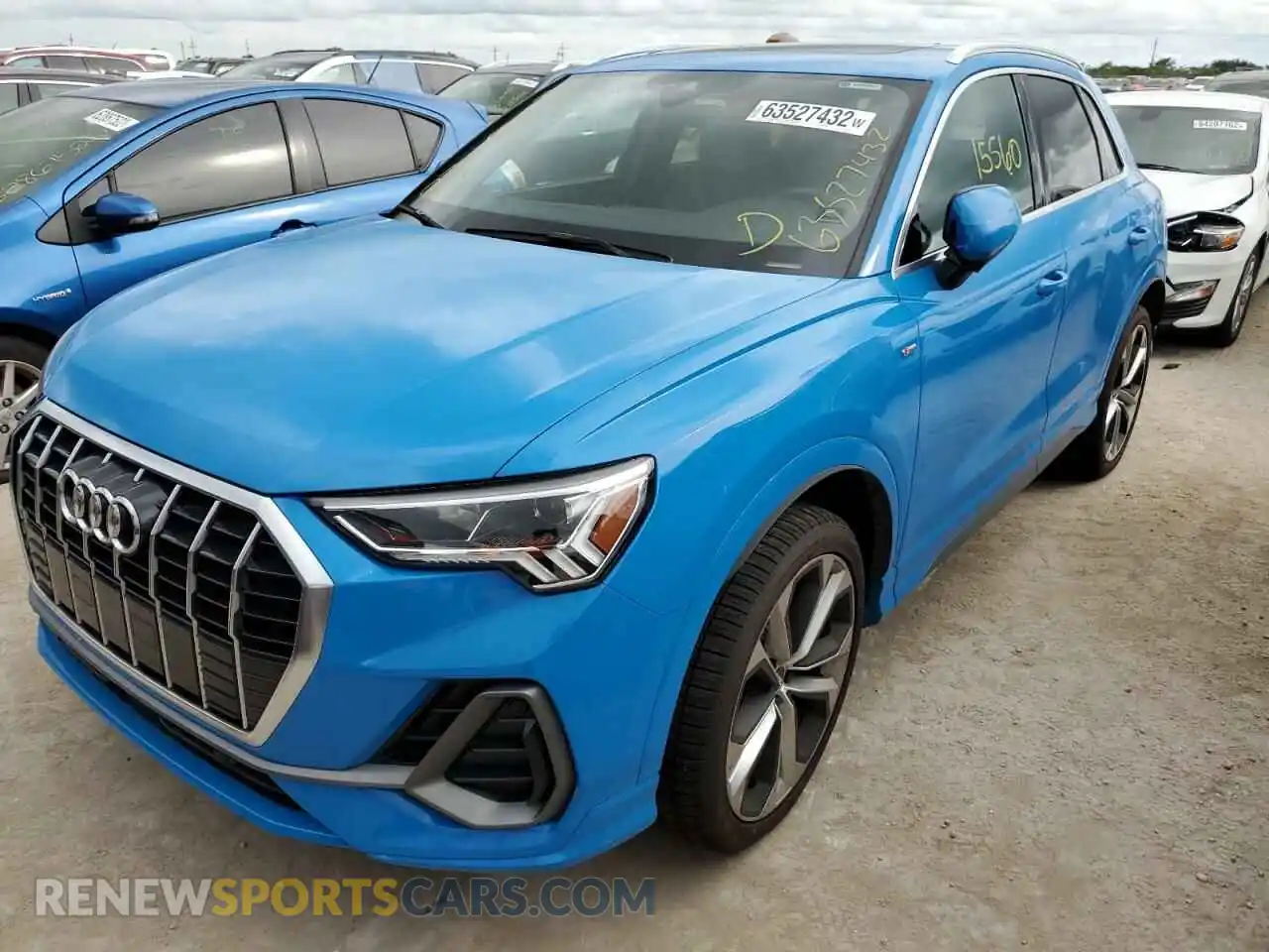 2 Photograph of a damaged car WA1EECF33L1001212 AUDI Q3 2020
