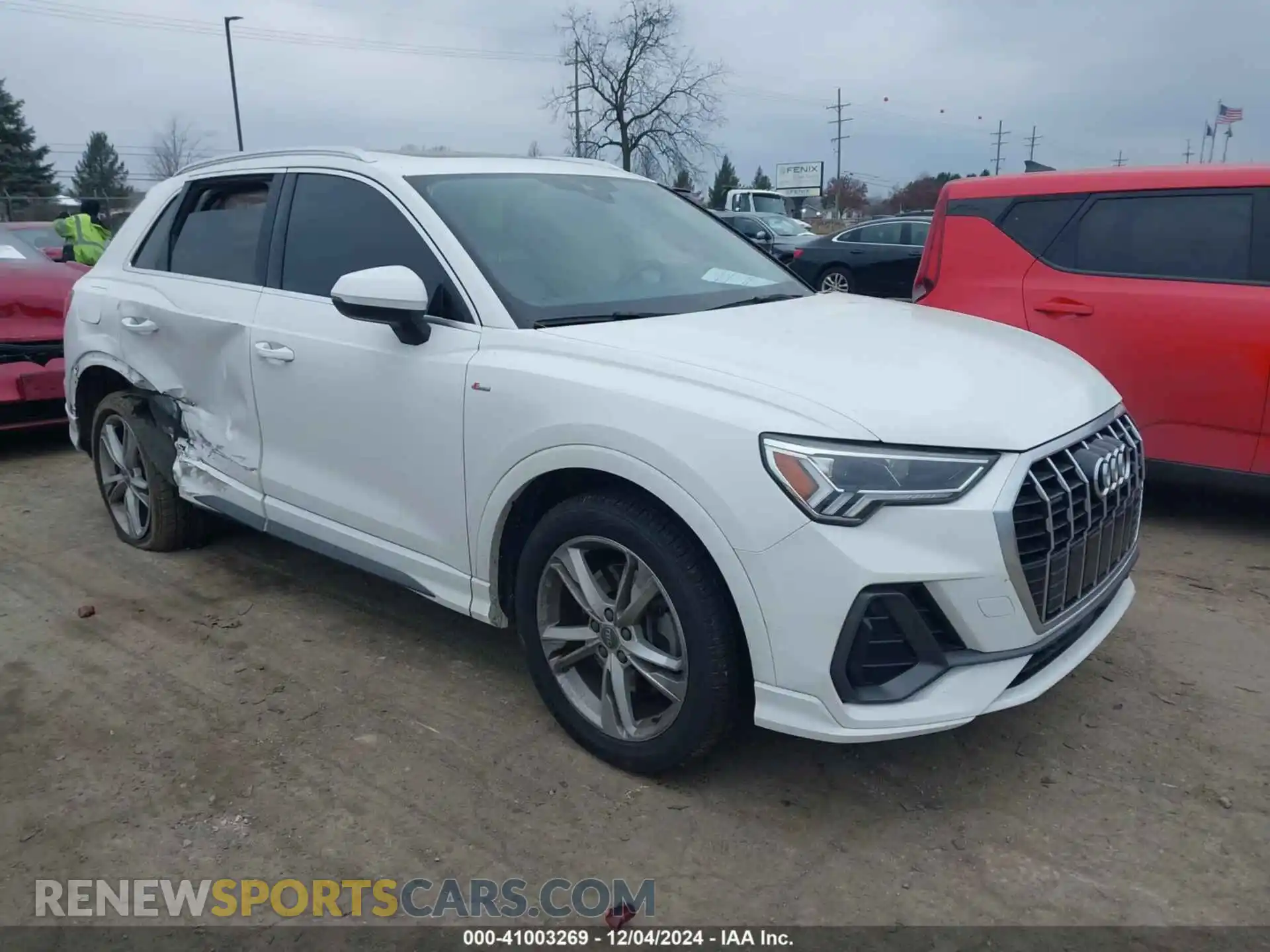 1 Photograph of a damaged car WA1EECF33L1044643 AUDI Q3 2020