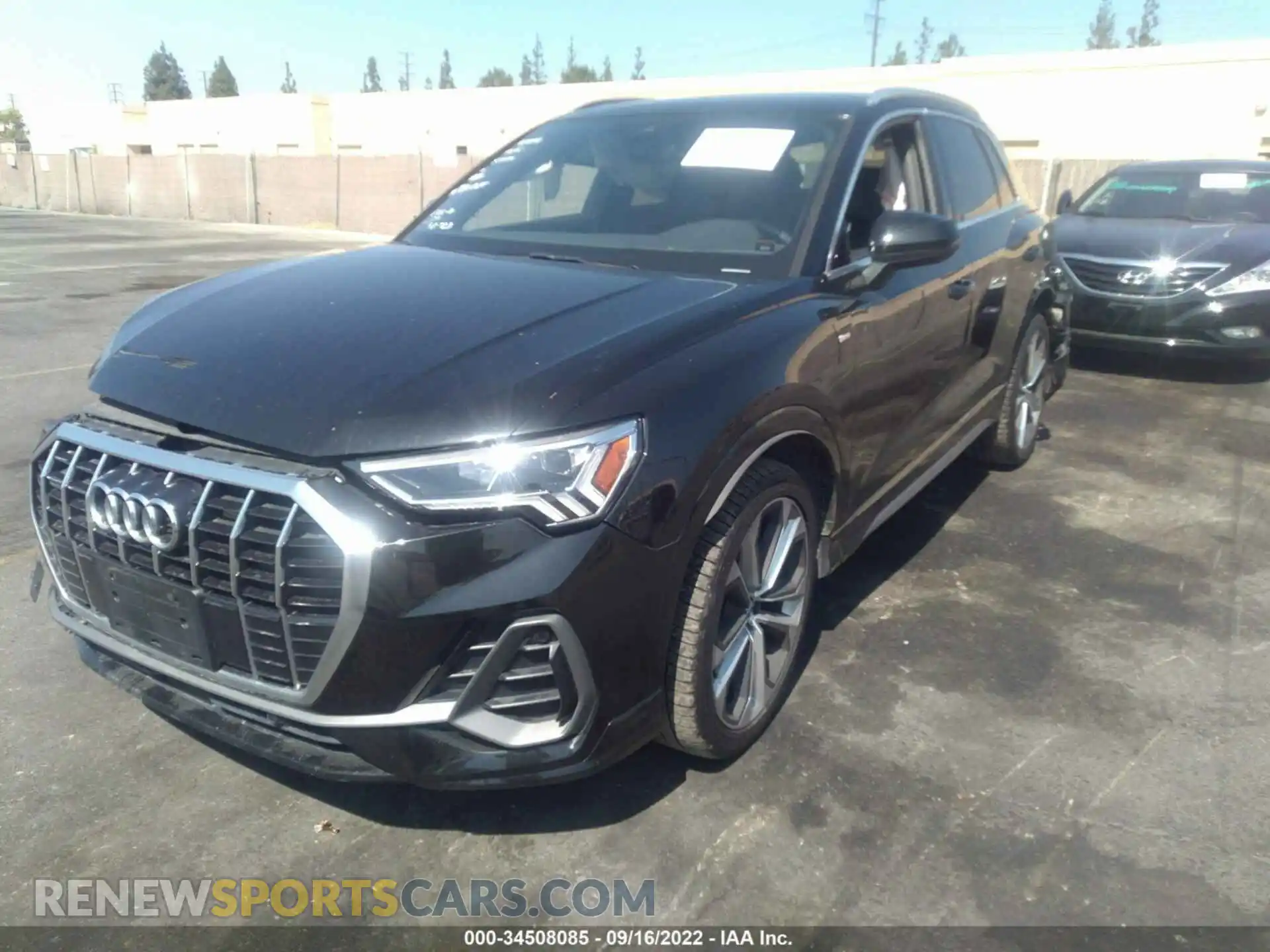2 Photograph of a damaged car WA1EECF33L1056355 AUDI Q3 2020