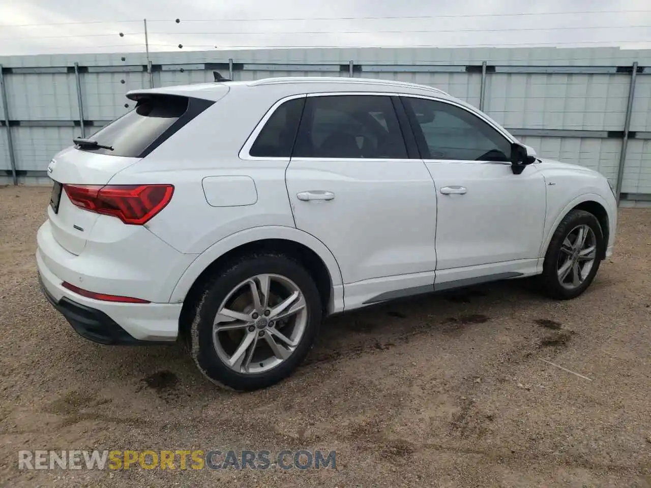 3 Photograph of a damaged car WA1EECF36L1090659 AUDI Q3 2020