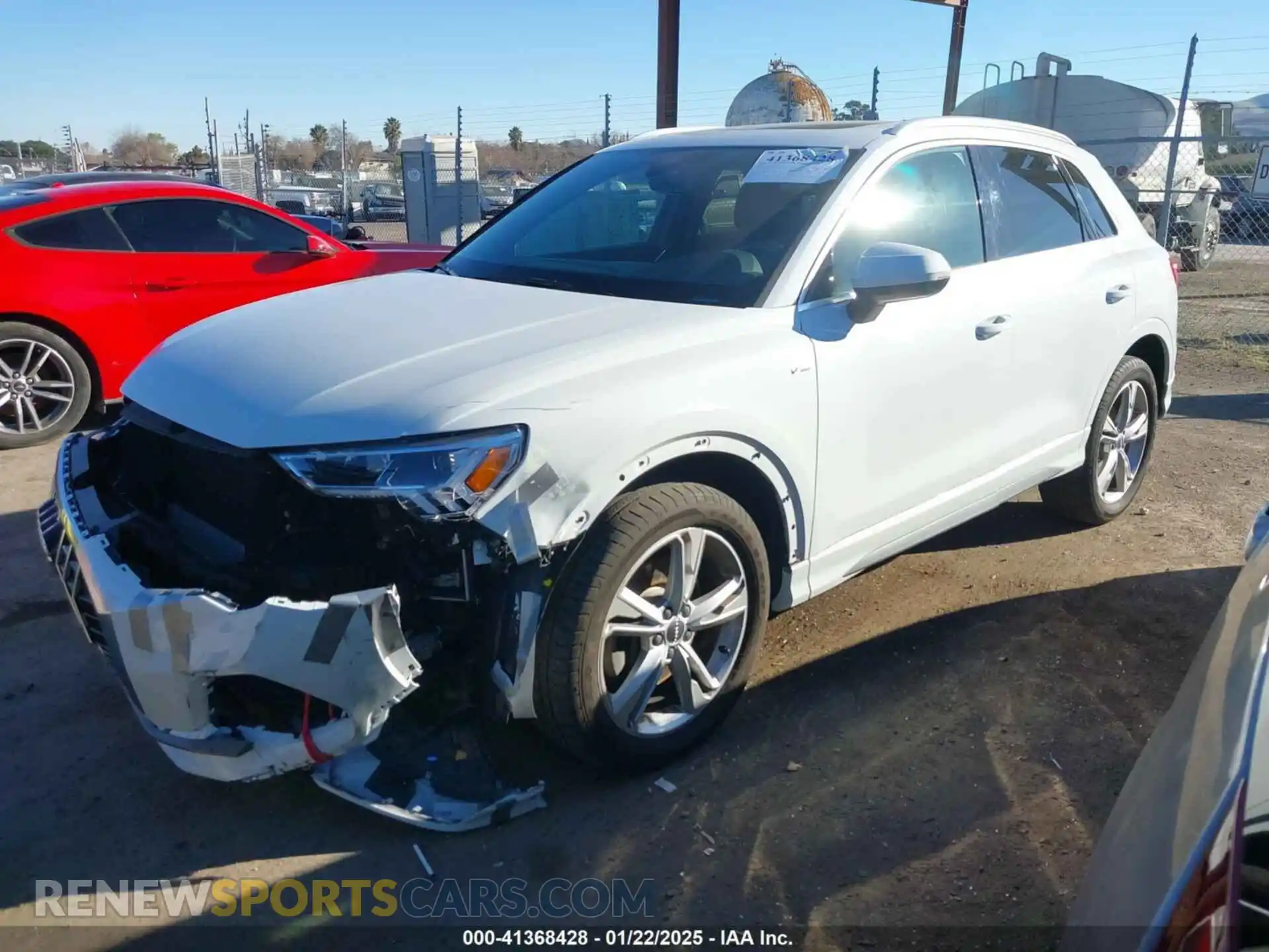 2 Photograph of a damaged car WA1EECF36L1103748 AUDI Q3 2020