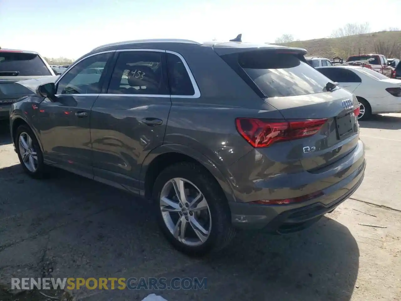 3 Photograph of a damaged car WA1EECF39L1054481 AUDI Q3 2020