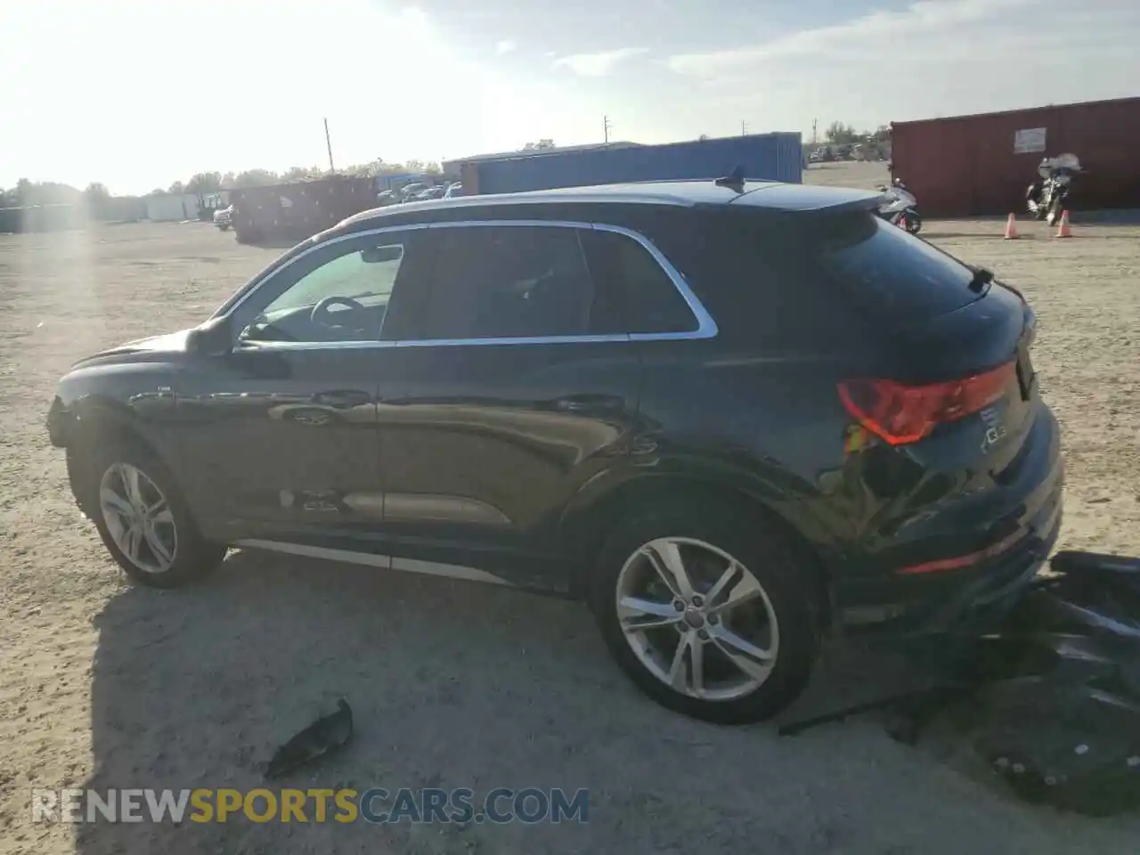 2 Photograph of a damaged car WA1FECF39L1033702 AUDI Q3 2020
