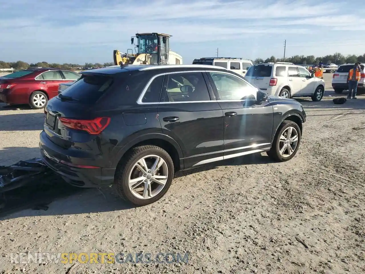 3 Photograph of a damaged car WA1FECF39L1033702 AUDI Q3 2020