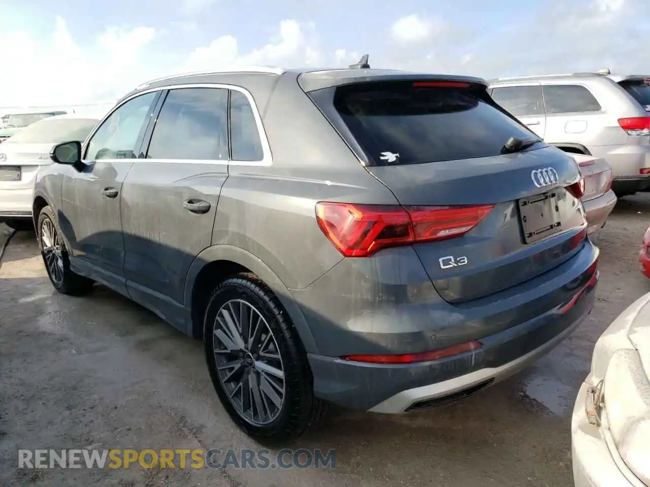 3 Фотография поврежденного автомобиля WA1AUCF30M1112870 AUDI Q3 2021