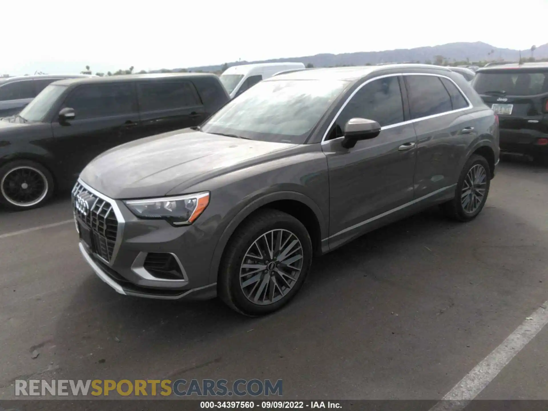 2 Photograph of a damaged car WA1AUCF30M1152334 AUDI Q3 2021