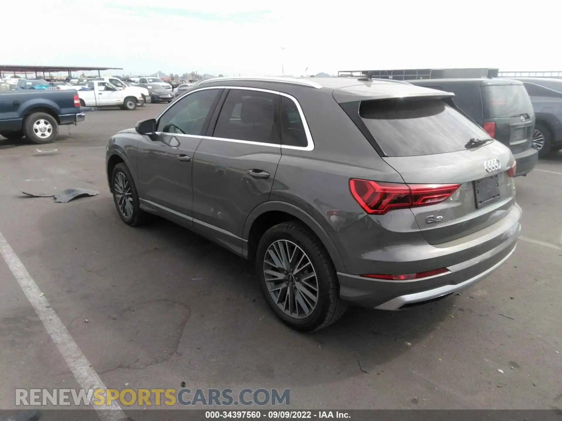 3 Photograph of a damaged car WA1AUCF30M1152334 AUDI Q3 2021