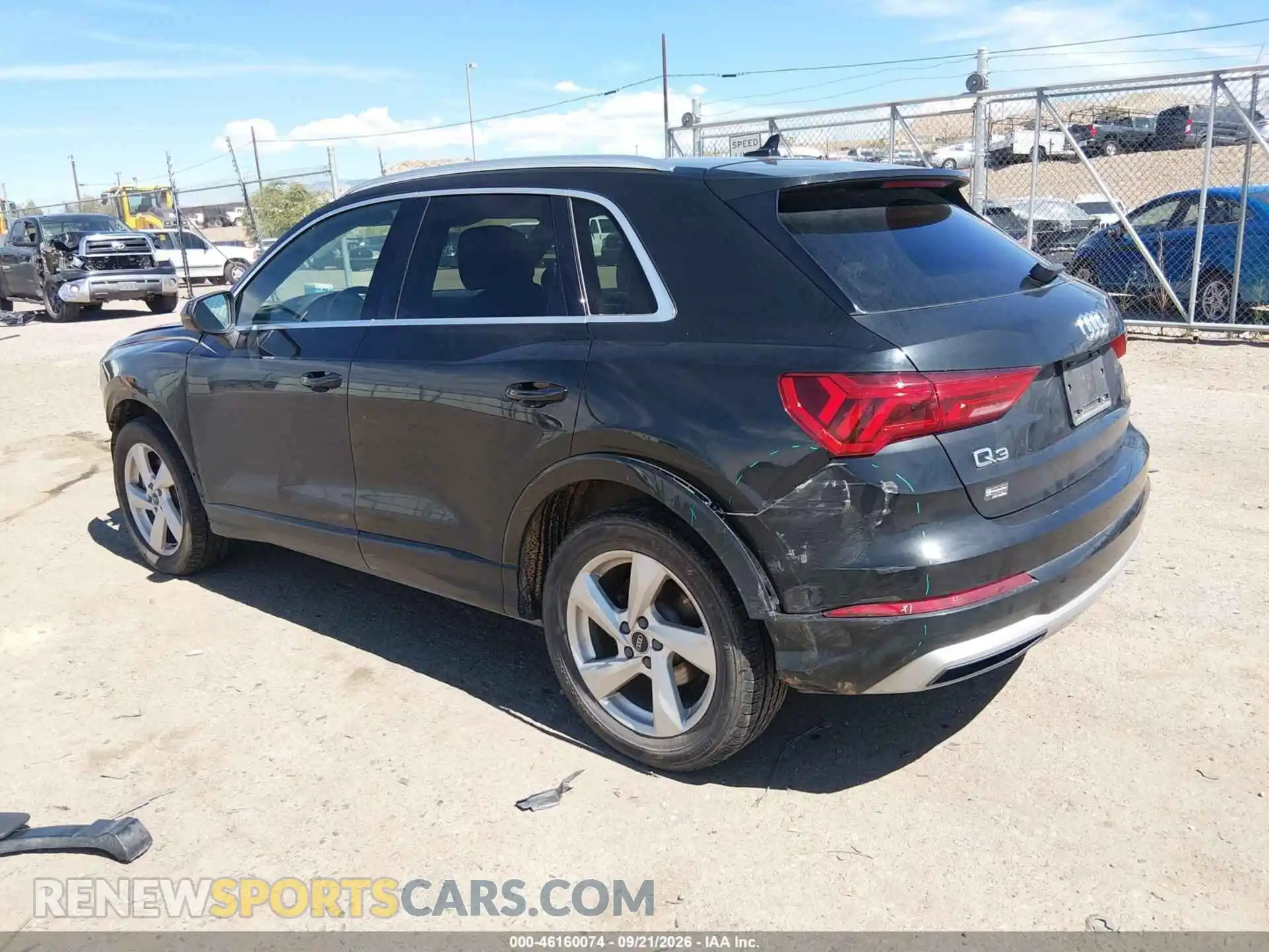 3 Photograph of a damaged car WA1AUCF31M1095674 AUDI Q3 2021