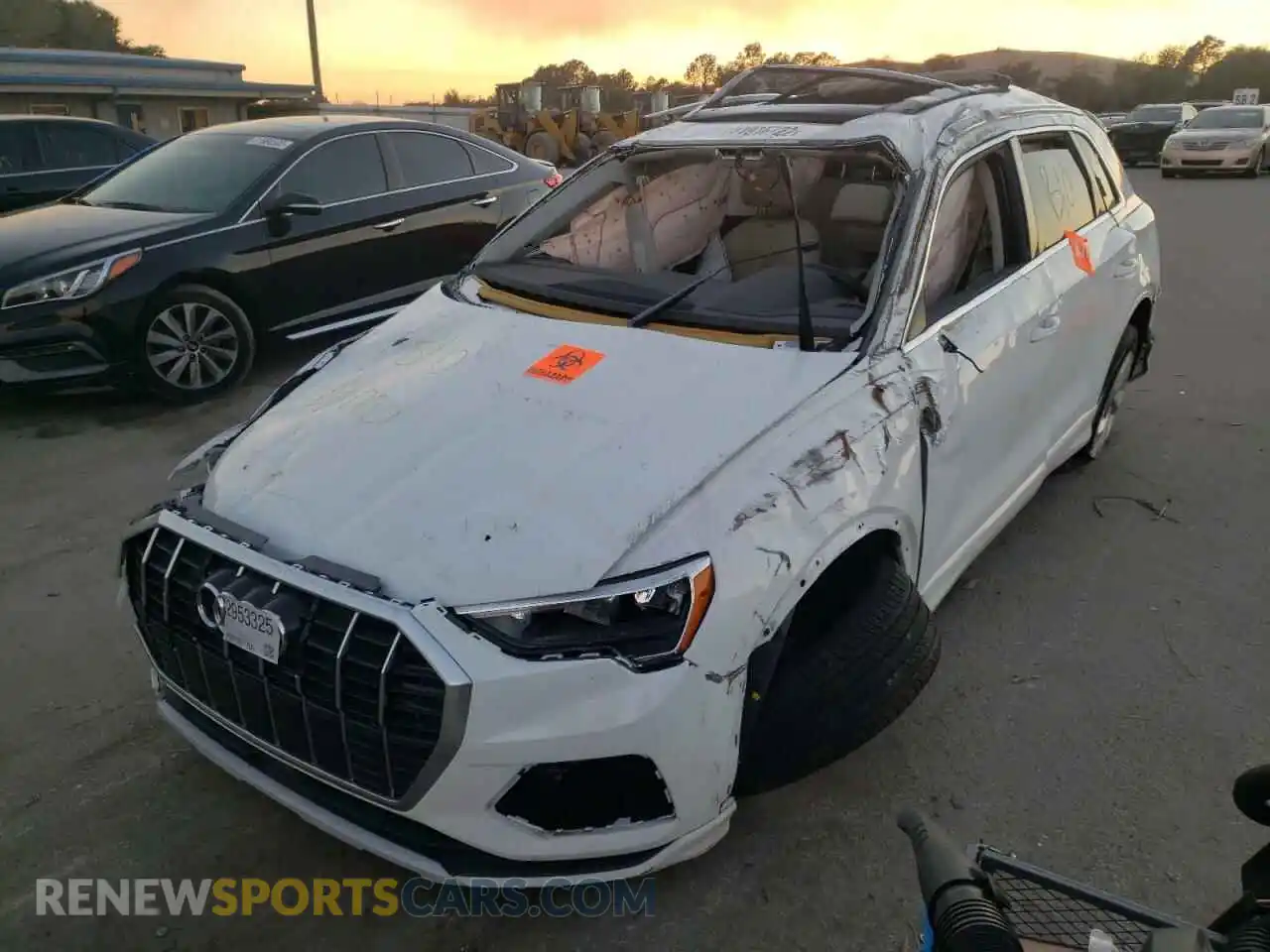 2 fotografías del automóvil dañado WA1AUCF32M1063350 AUDI Q3 2021