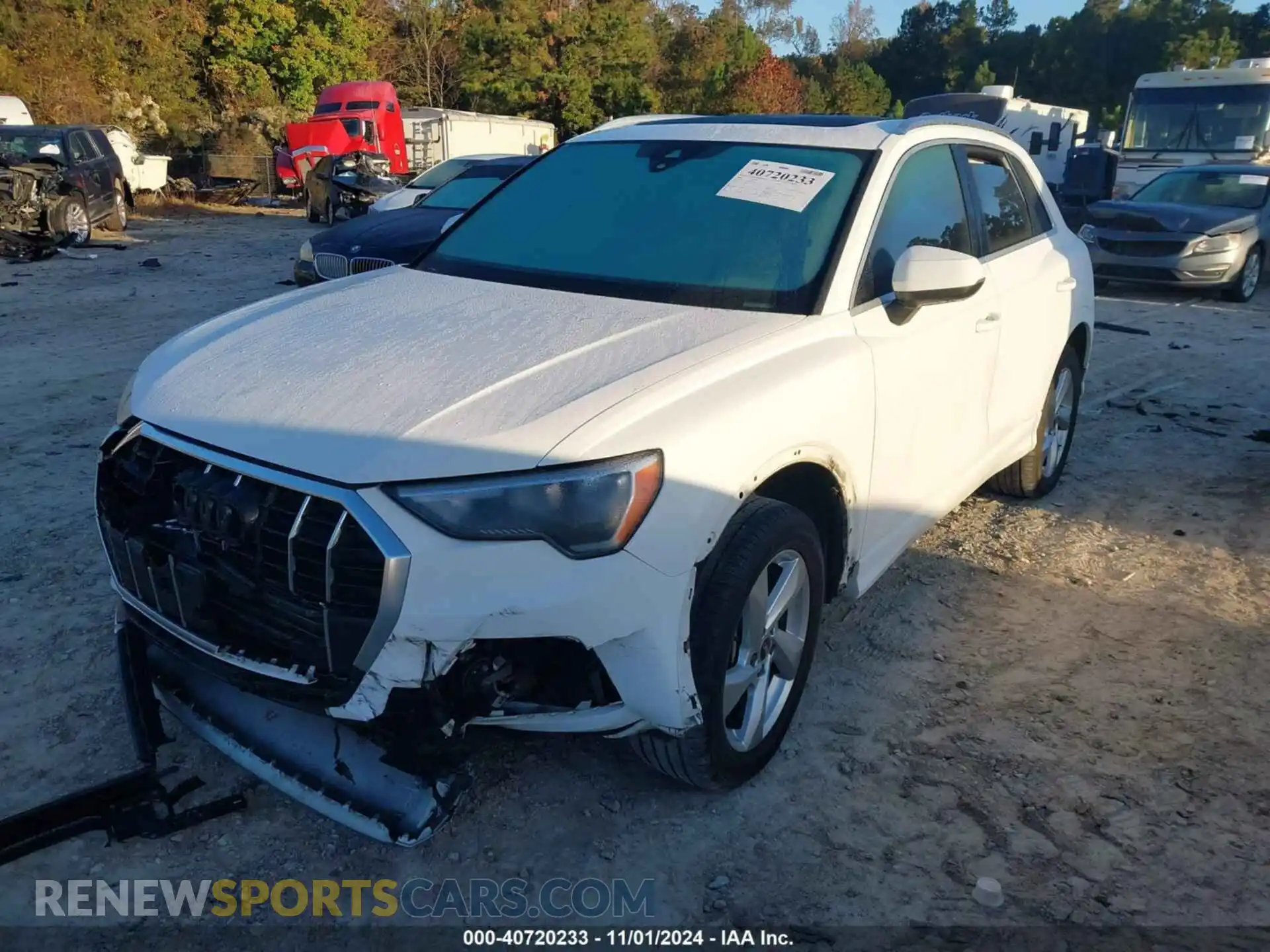 2 Photograph of a damaged car WA1AUCF32M1064255 AUDI Q3 2021