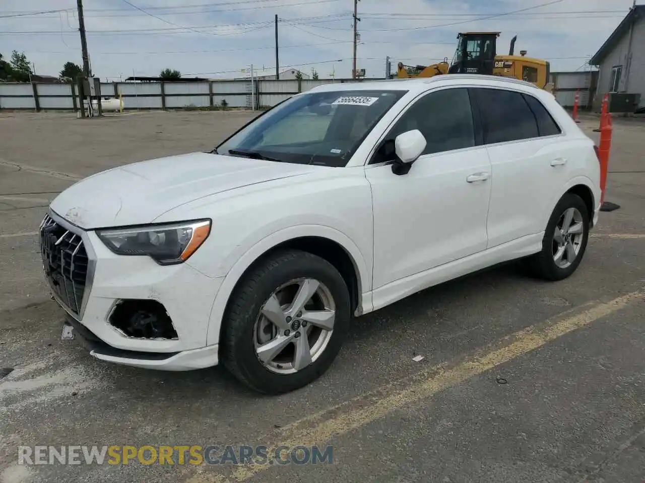 1 Photograph of a damaged car WA1AUCF32M1097241 AUDI Q3 2021