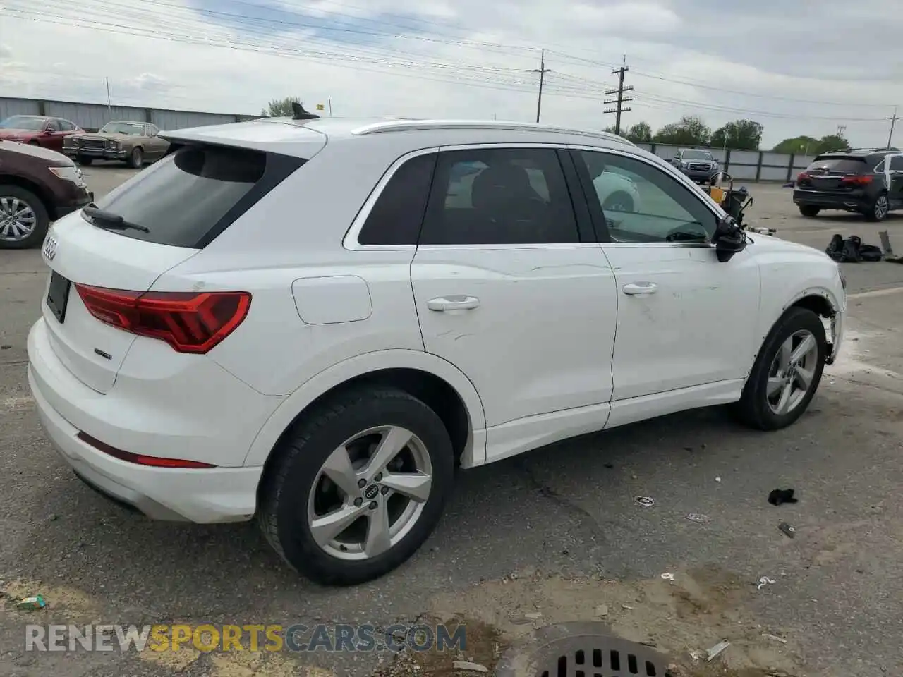 3 Photograph of a damaged car WA1AUCF32M1097241 AUDI Q3 2021