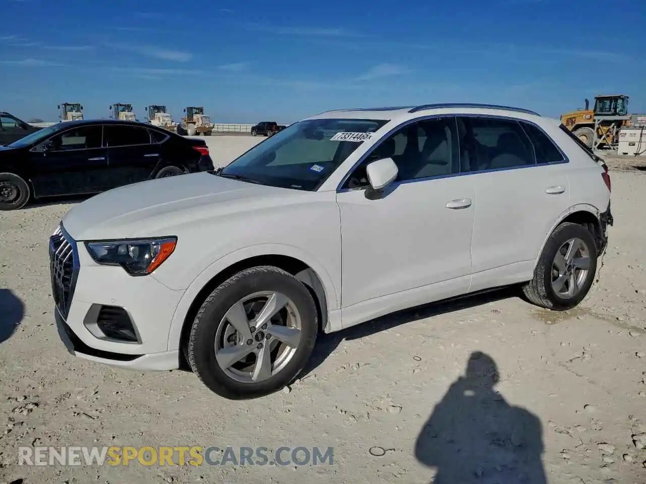 1 Photograph of a damaged car WA1AUCF34M1070302 AUDI Q3 2021