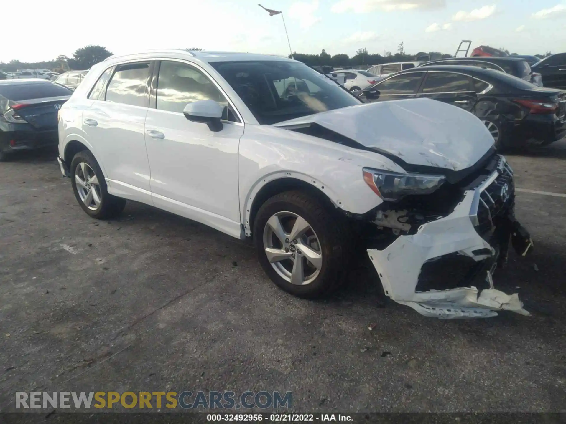 1 Photograph of a damaged car WA1AUCF34M1100351 AUDI Q3 2021