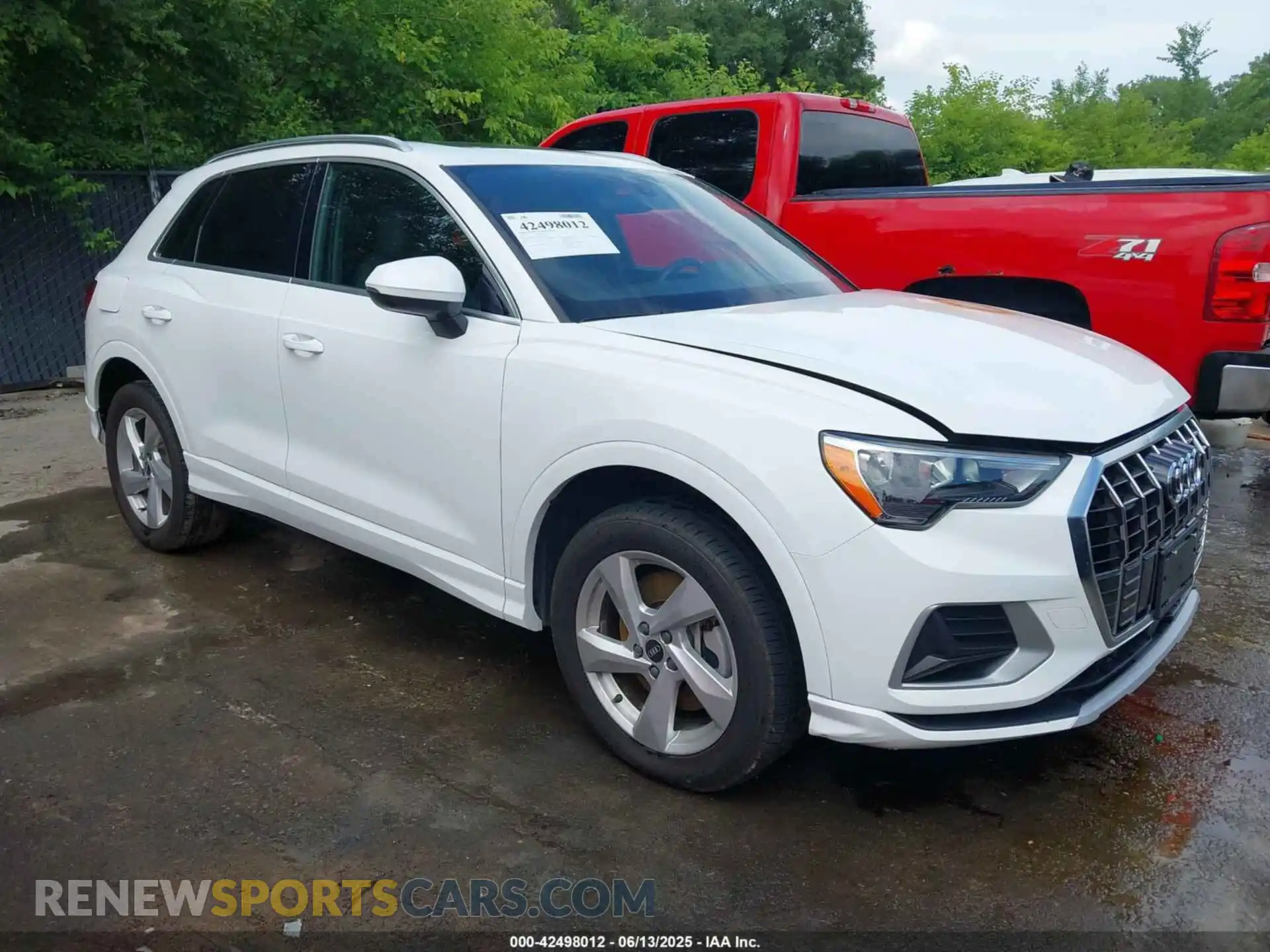 1 Photograph of a damaged car WA1AUCF36M1101596 AUDI Q3 2021
