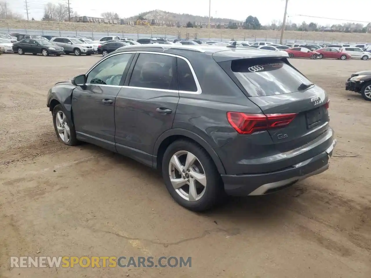 3 Photograph of a damaged car WA1AUCF36M1136798 AUDI Q3 2021