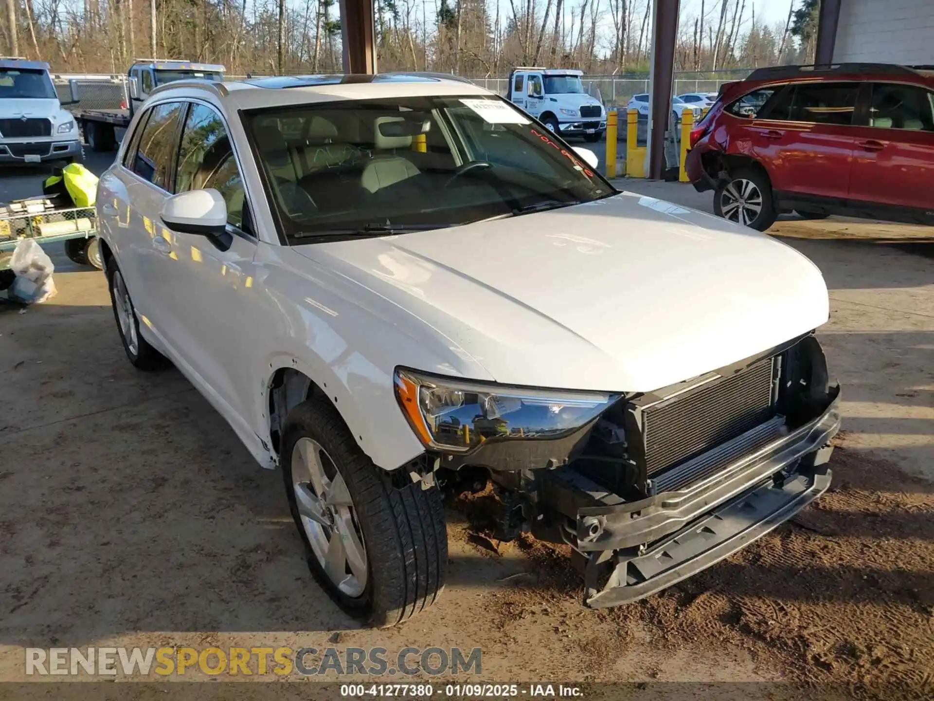1 Photograph of a damaged car WA1AUCF37M1087692 AUDI Q3 2021