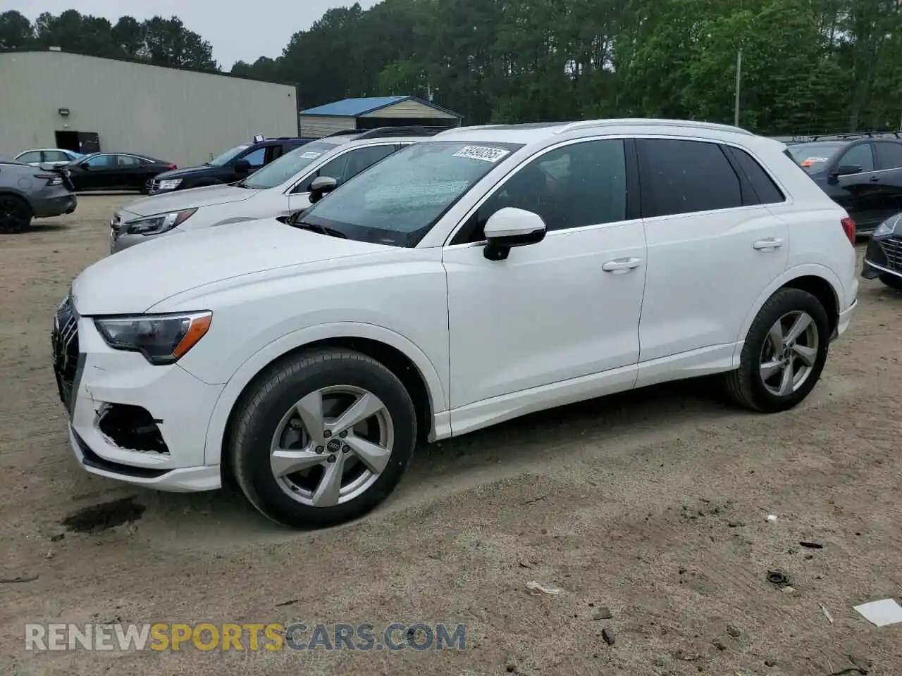 1 Photograph of a damaged car WA1AUCF37M1090916 AUDI Q3 2021