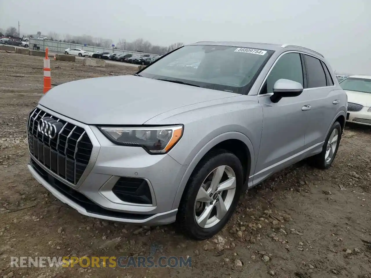 1 Photograph of a damaged car WA1AUCF37M1145428 AUDI Q3 2021