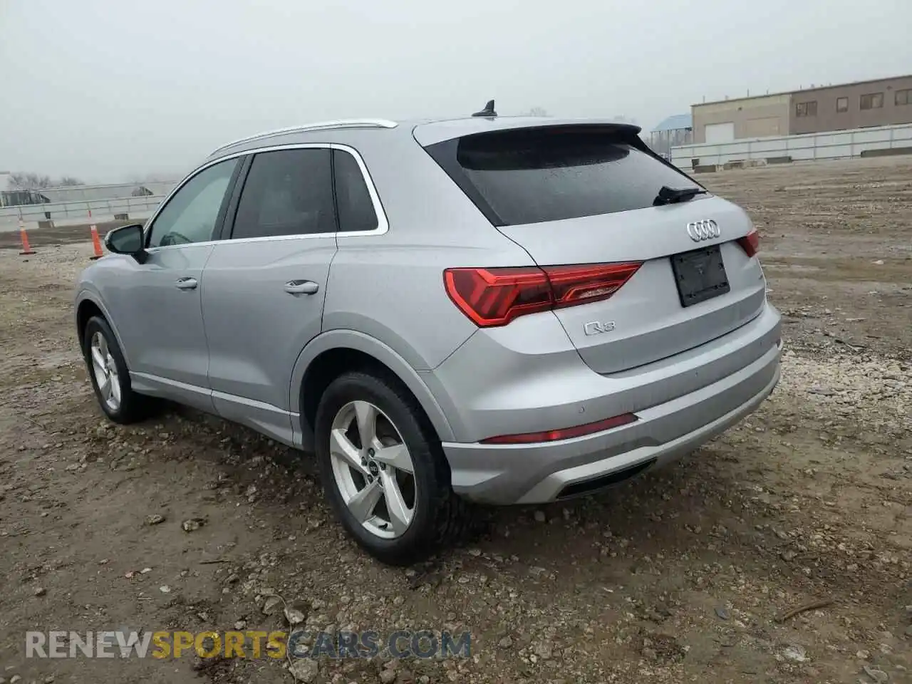 2 Photograph of a damaged car WA1AUCF37M1145428 AUDI Q3 2021