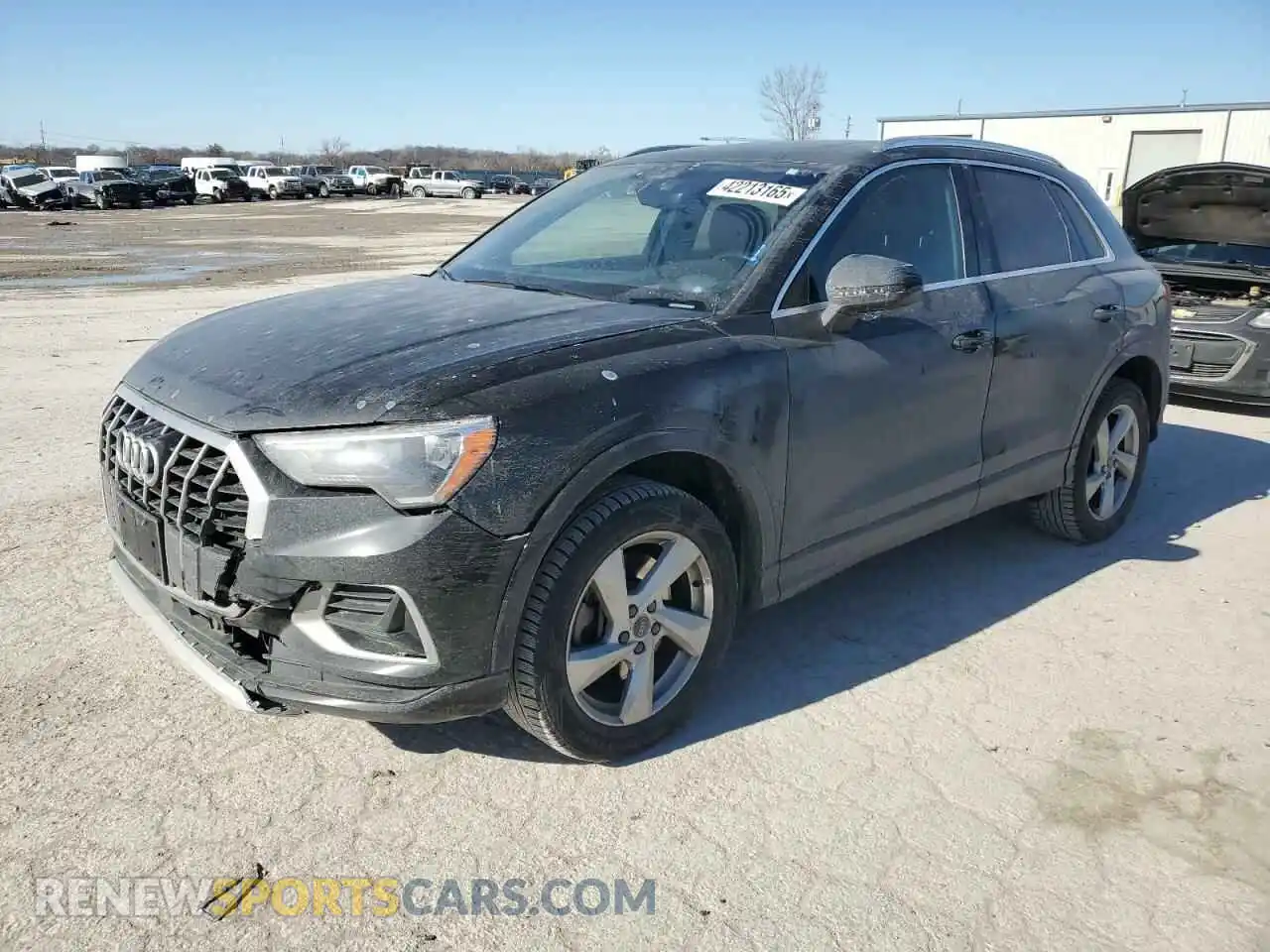 1 Photograph of a damaged car WA1AUCF39M1059473 AUDI Q3 2021