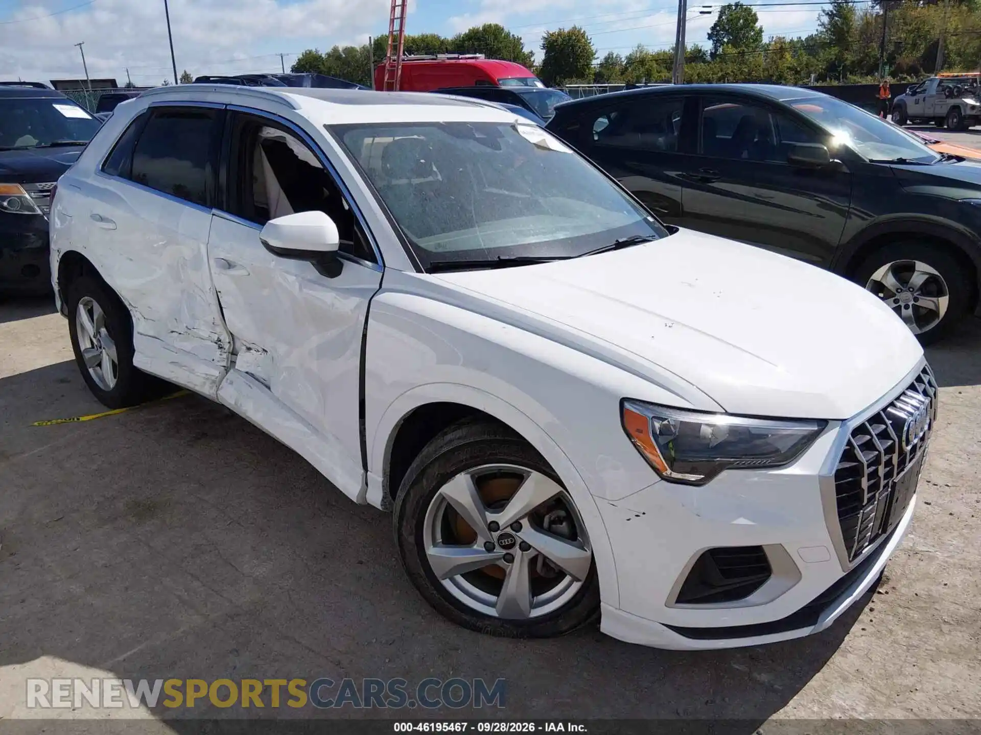 1 Photograph of a damaged car WA1AUCF39M1089430 AUDI Q3 2021