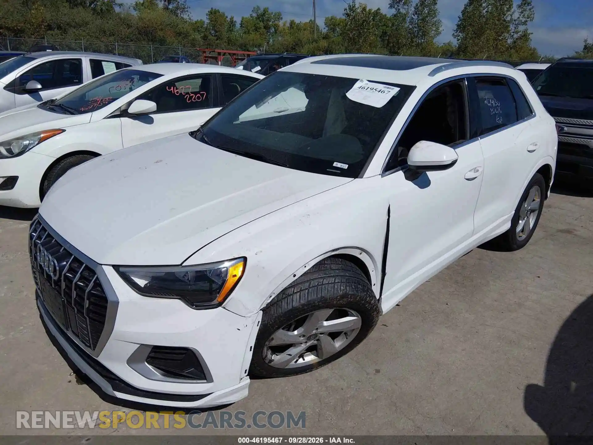 2 Photograph of a damaged car WA1AUCF39M1089430 AUDI Q3 2021
