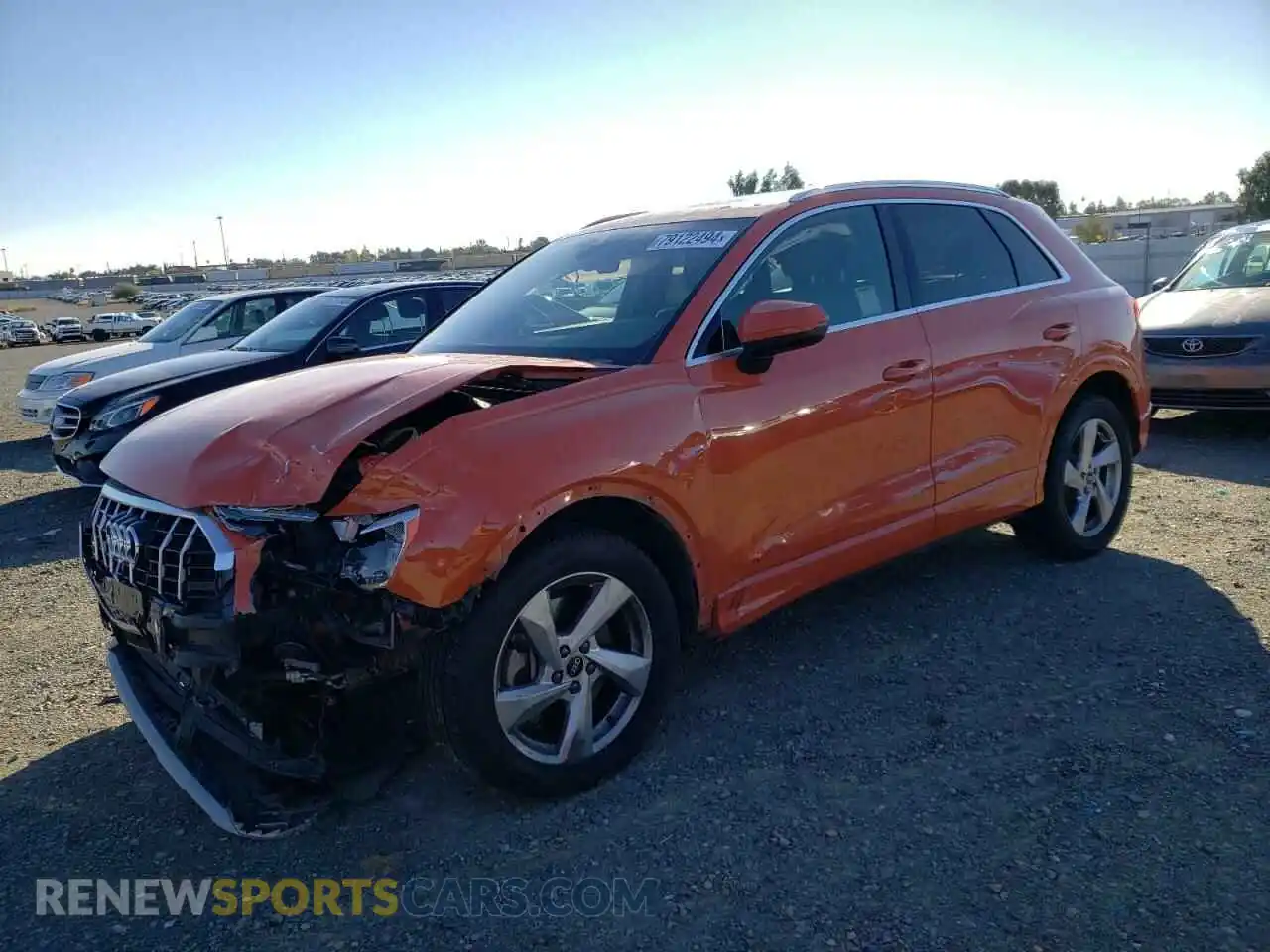1 Photograph of a damaged car WA1AUCF39M1126332 AUDI Q3 2021