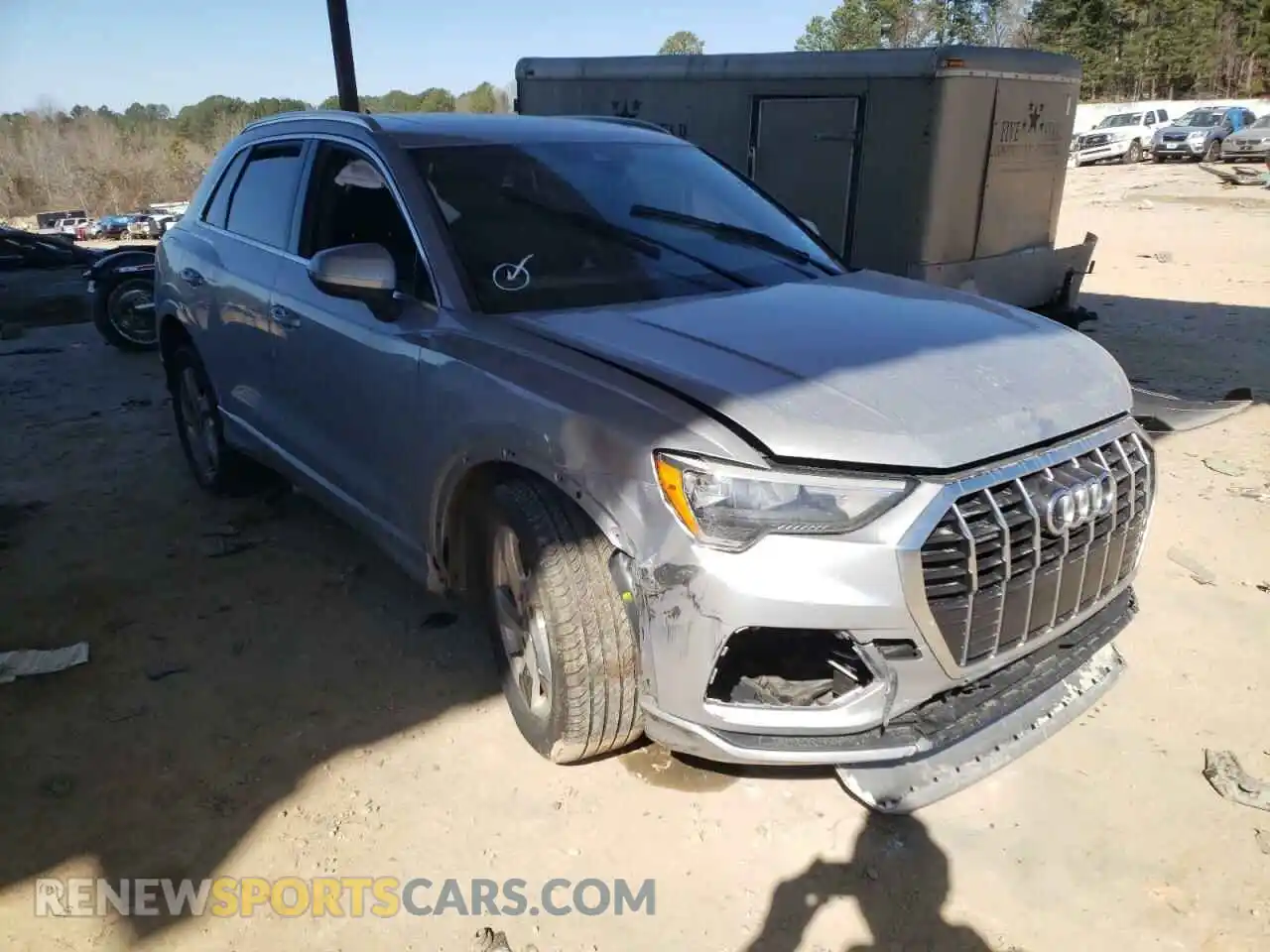 1 Photograph of a damaged car WA1AUCF39M1136875 AUDI Q3 2021
