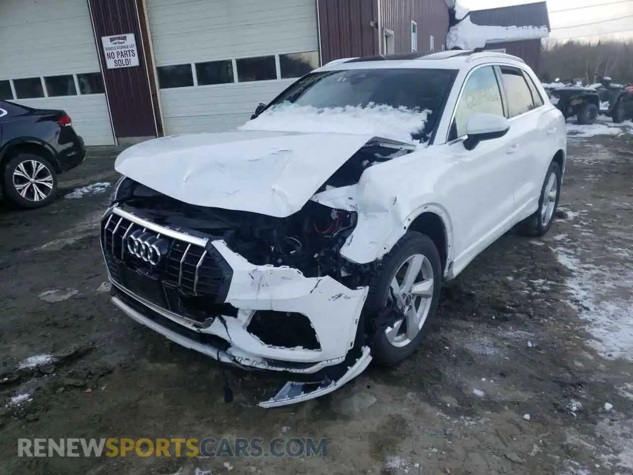 1 Photograph of a damaged car WA1AUCF3XM1063337 AUDI Q3 2021