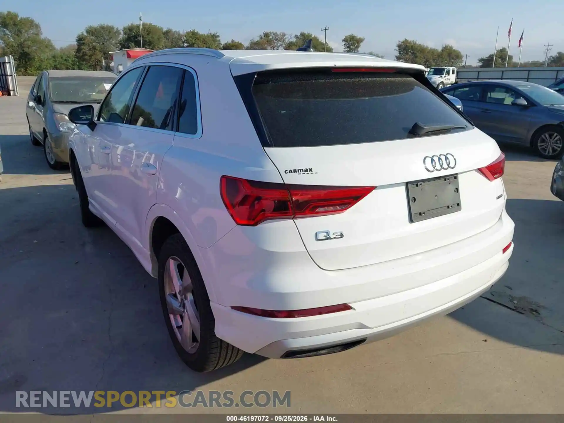 3 fotografías del automóvil dañado WA1AUCF3XM1068604 AUDI Q3 2021