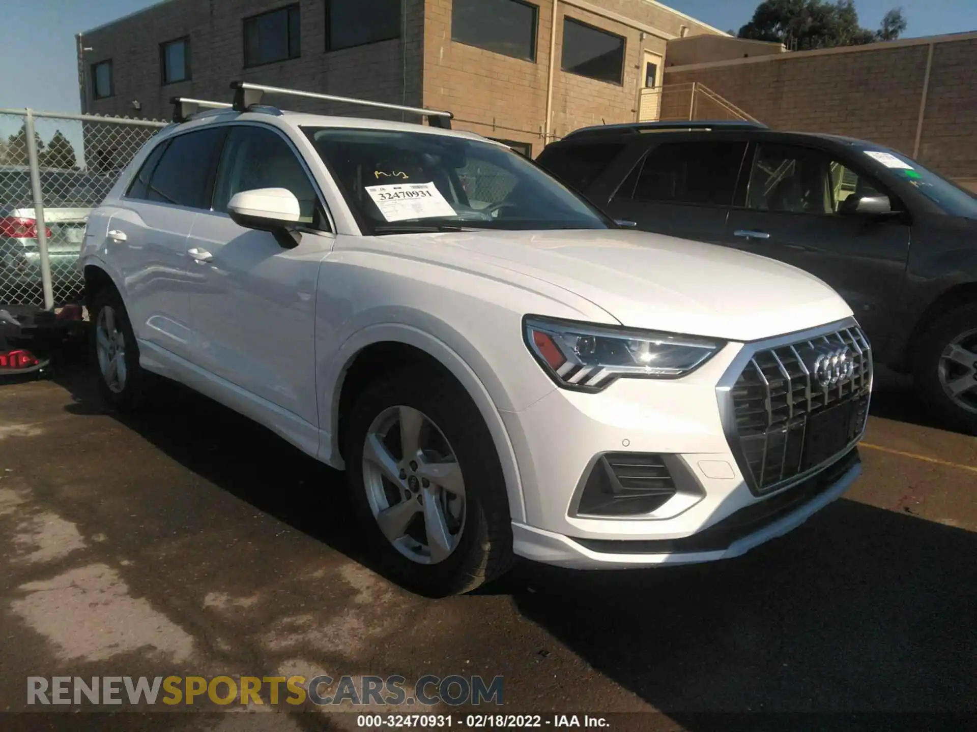 1 Photograph of a damaged car WA1BUCF30M1115272 AUDI Q3 2021