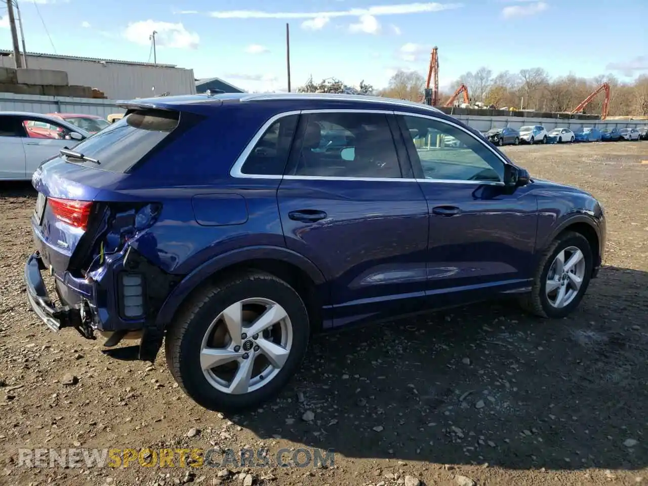 3 Photograph of a damaged car WA1BUCF30M1132041 AUDI Q3 2021