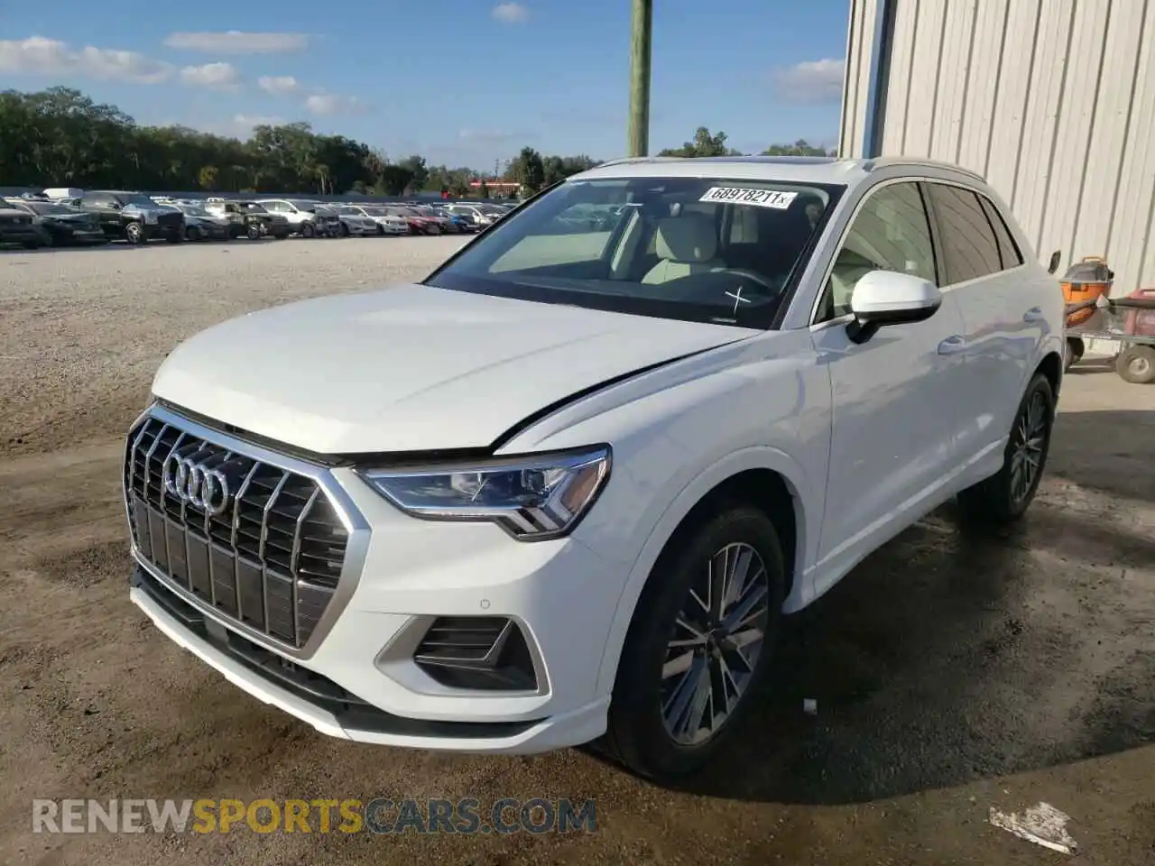 2 Photograph of a damaged car WA1BUCF35M1132570 AUDI Q3 2021