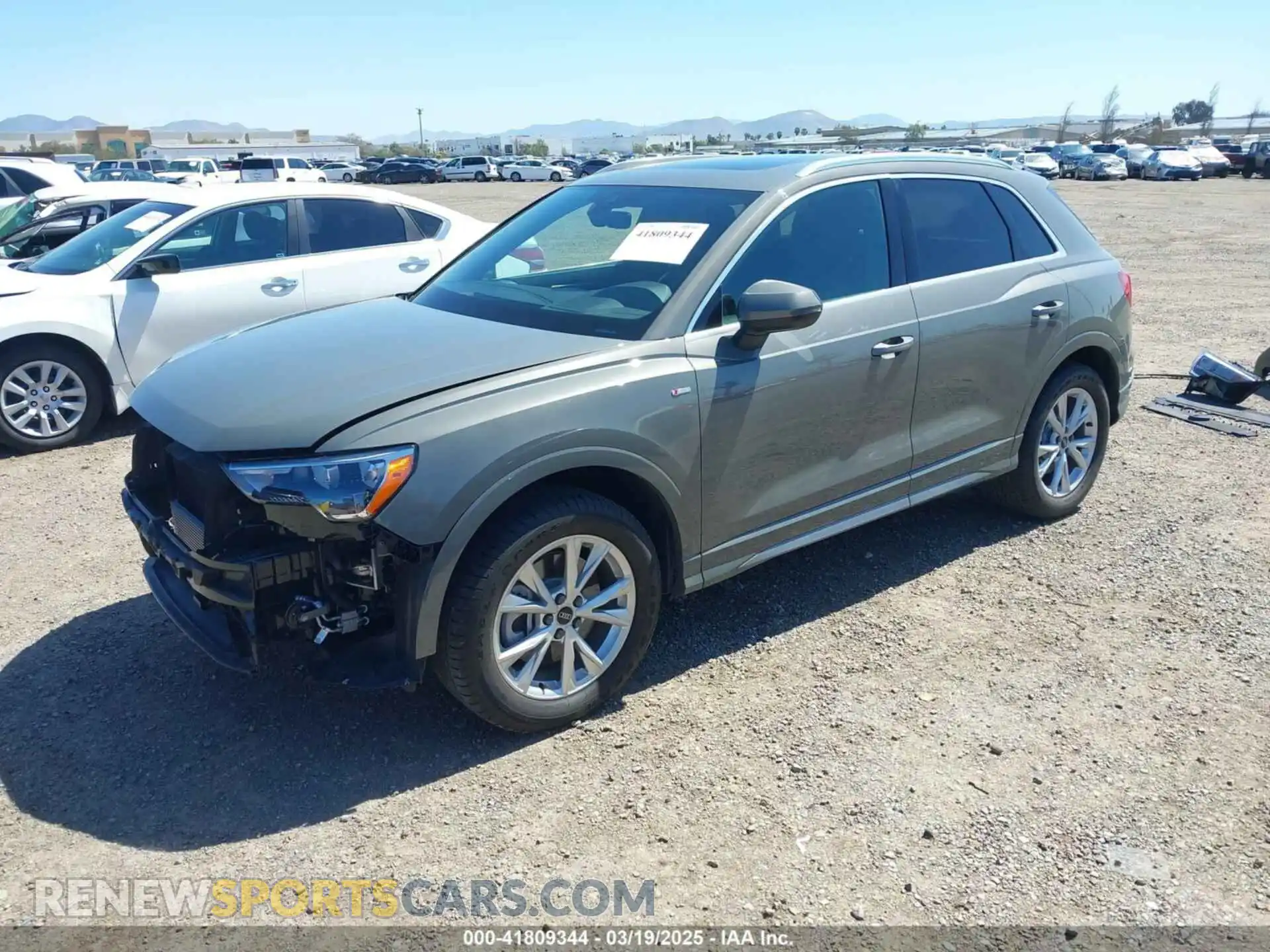 2 Photograph of a damaged car WA1DECF30M1034147 AUDI Q3 2021