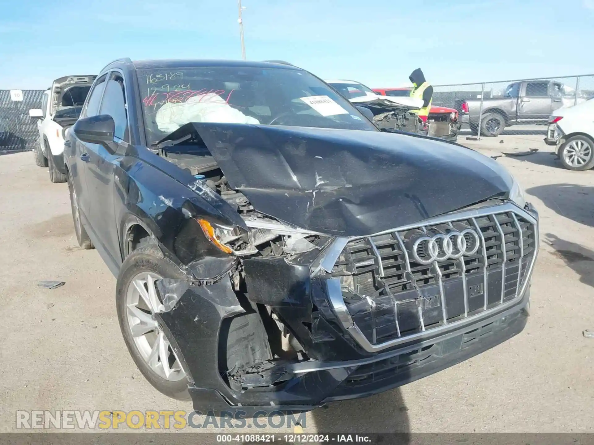 1 Photograph of a damaged car WA1DECF30M1037940 AUDI Q3 2021