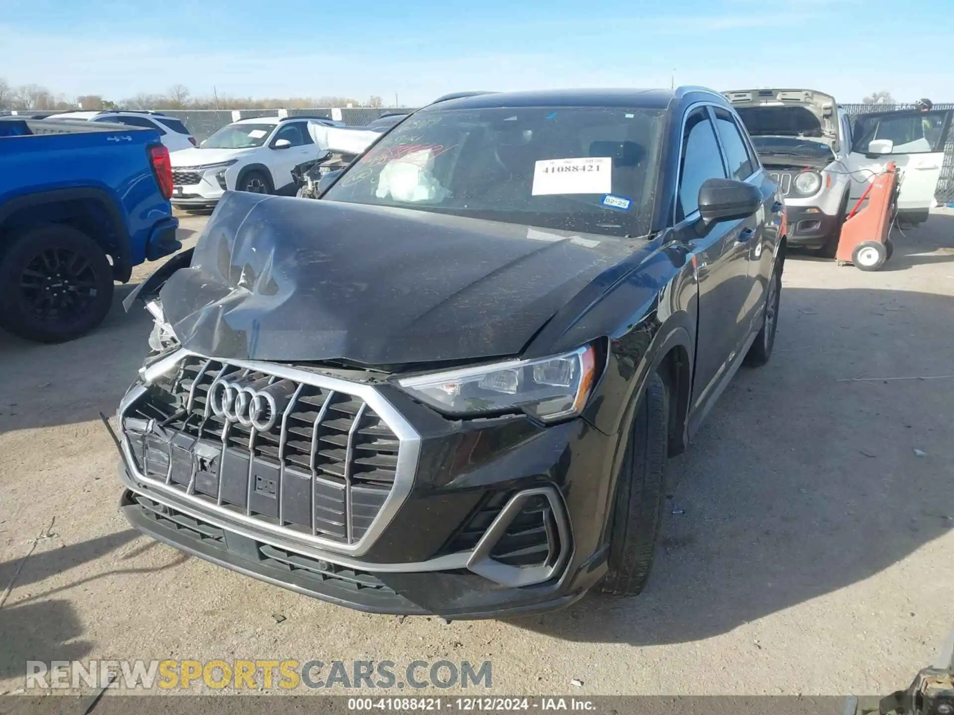 2 Photograph of a damaged car WA1DECF30M1037940 AUDI Q3 2021