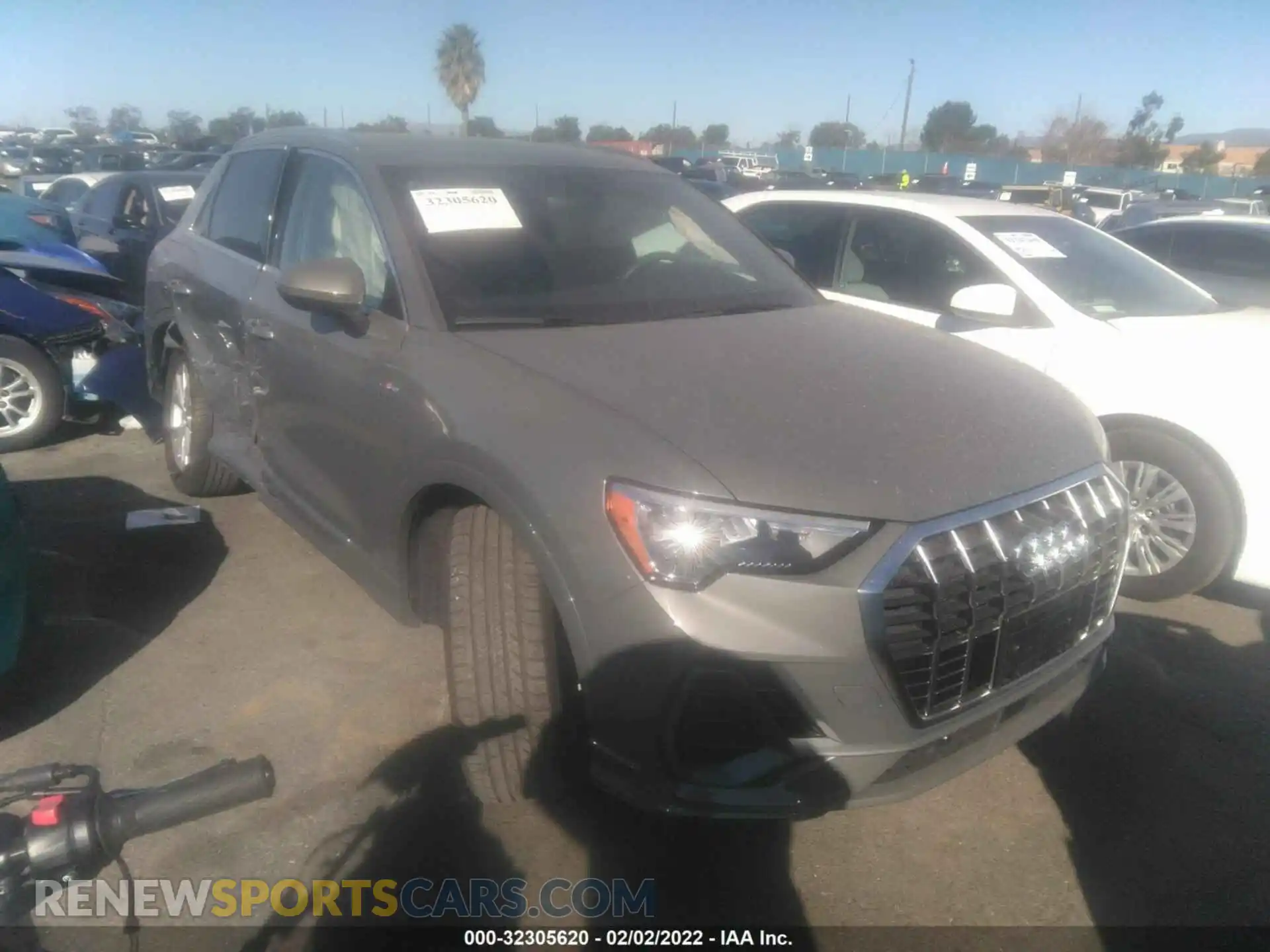 1 Photograph of a damaged car WA1DECF30M1047741 AUDI Q3 2021
