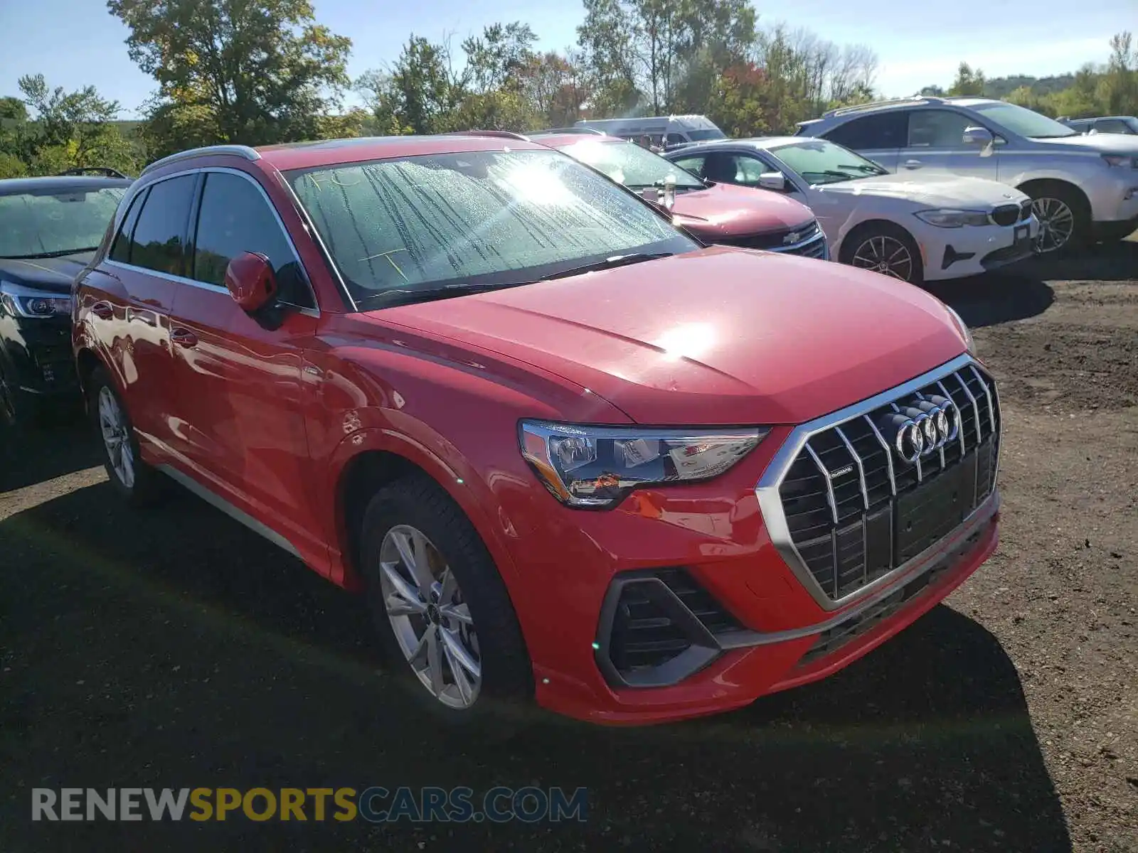 1 Photograph of a damaged car WA1DECF31M1030379 AUDI Q3 2021