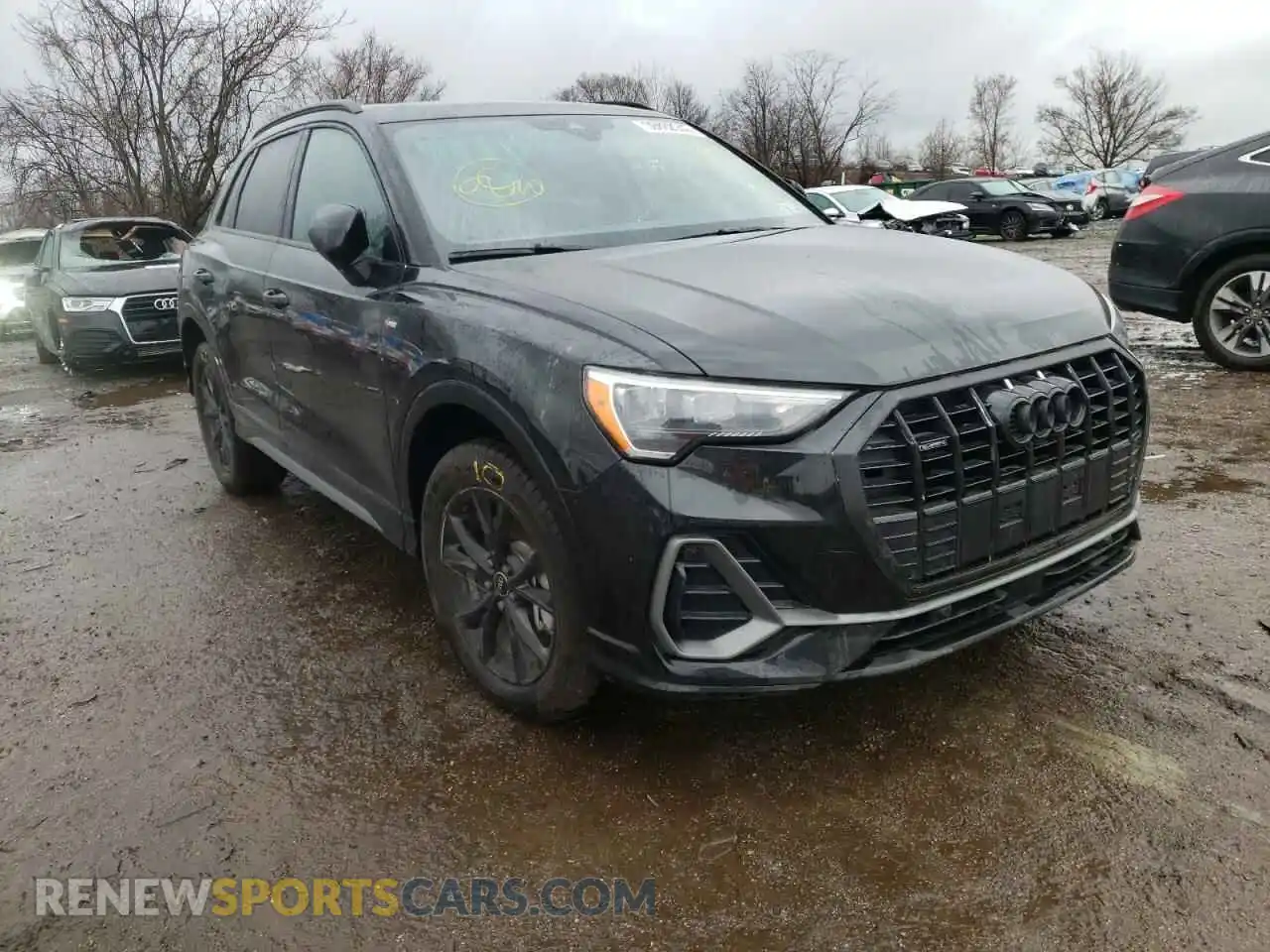 1 Photograph of a damaged car WA1DECF31M1053659 AUDI Q3 2021