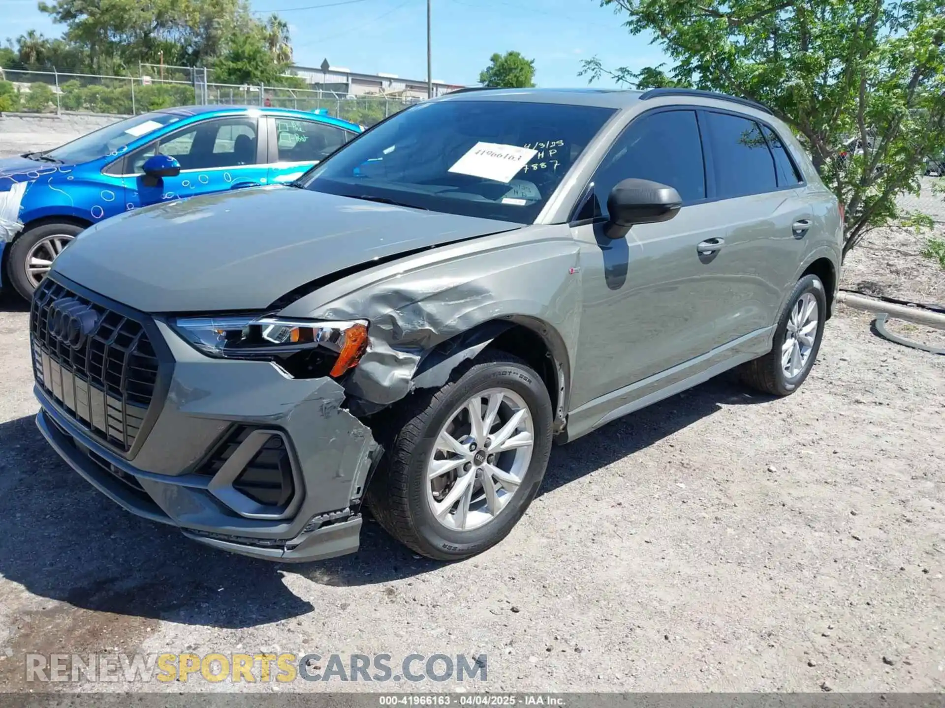 2 Photograph of a damaged car WA1DECF31M1127887 AUDI Q3 2021