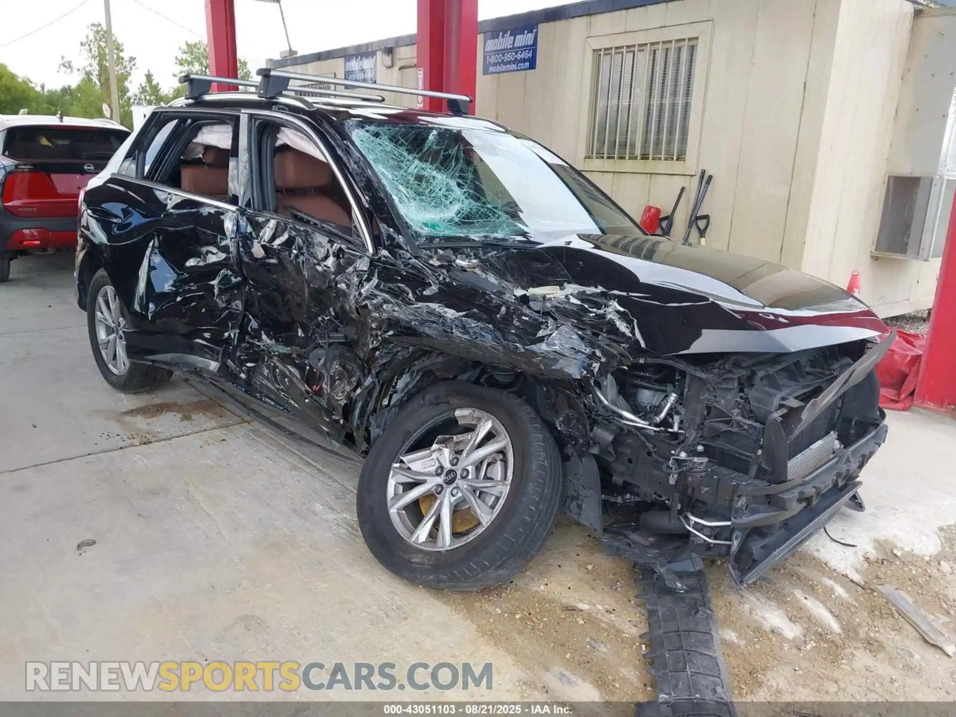 1 Photograph of a damaged car WA1DECF31M1142714 AUDI Q3 2021